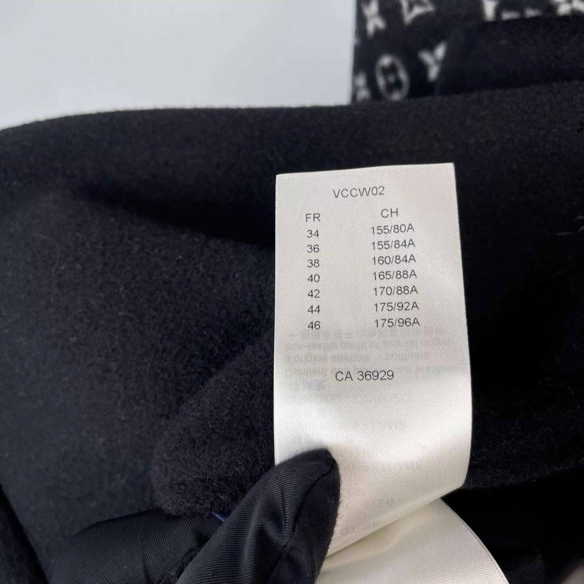 Louis Vuitton LV overcoat 40 black Size M / US 6-8 / IT 42-44 - 5 Thumbnail