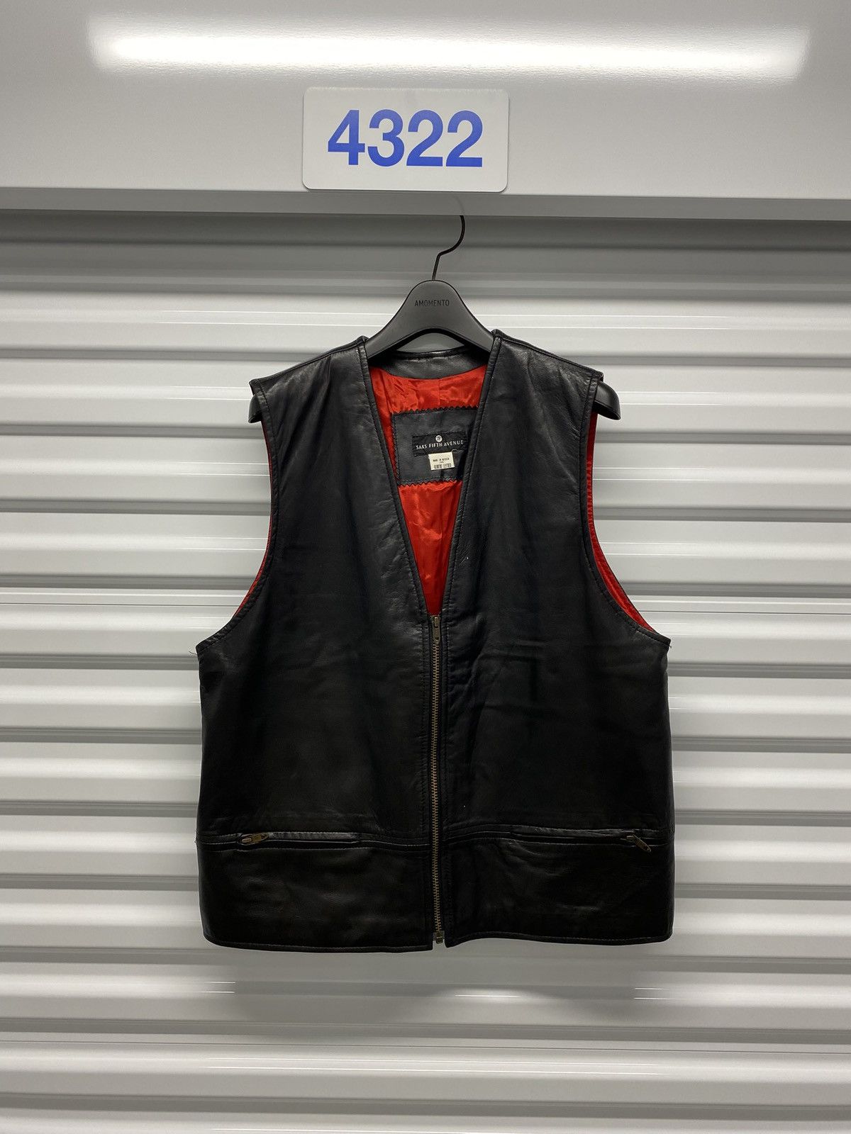 Saks Fifth Avenue Vintage Saks Fifth Leather Vest Size US M / EU 48-50 / 2 - 2 Thumbnail