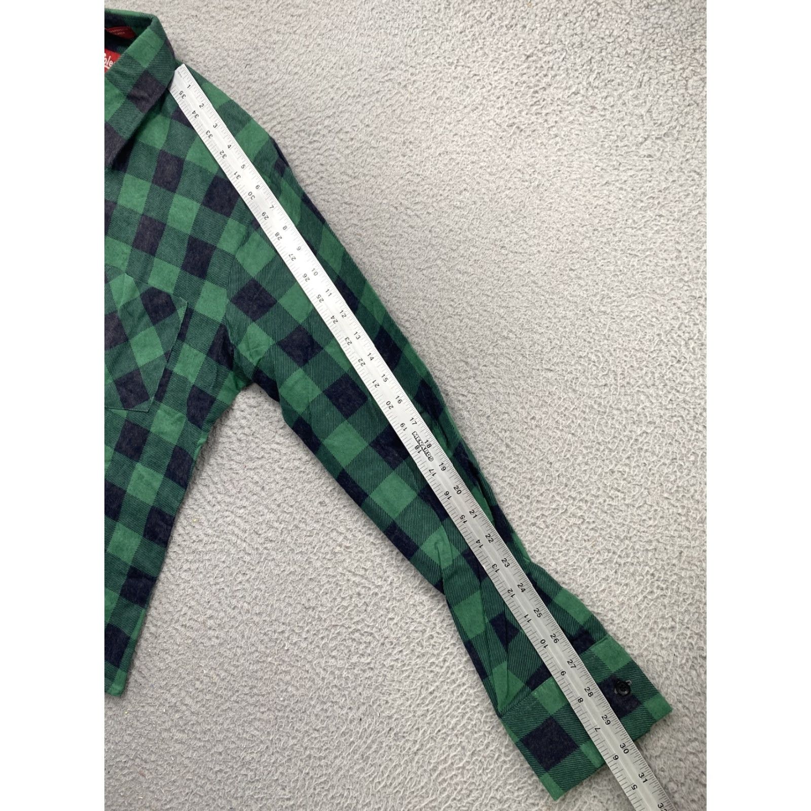 Vintage VINTAGE Coleman Plaid Button-Up Long Sleeve Shirt Mens Size S Green NWOT Size US S / EU 44-46 / 1 - 7 Thumbnail