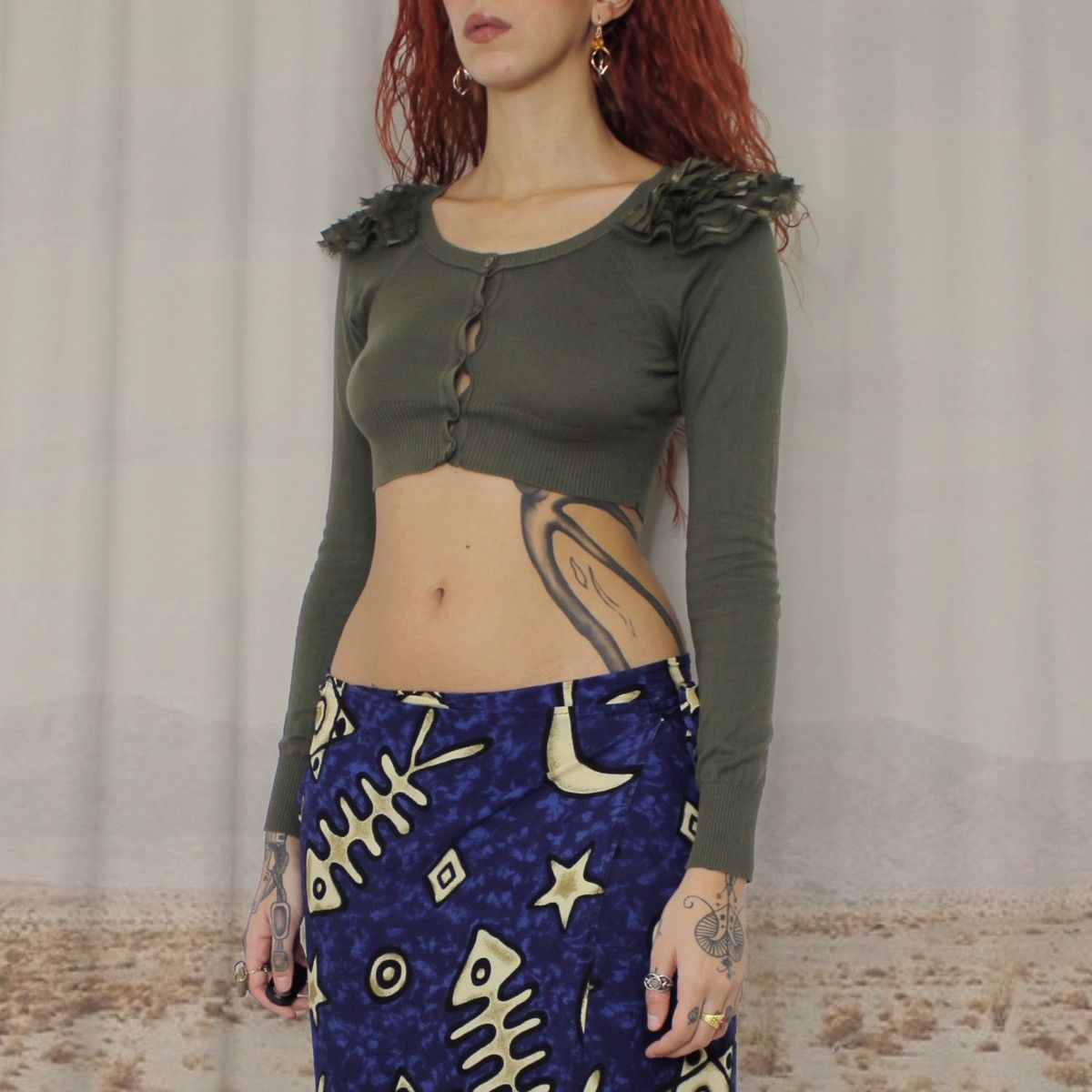 Sisley 🕰️RUFFLES SHOULDER SHRUG🕰️ Size XS / US 0-2 / IT 36-38 - 2 Thumbnail