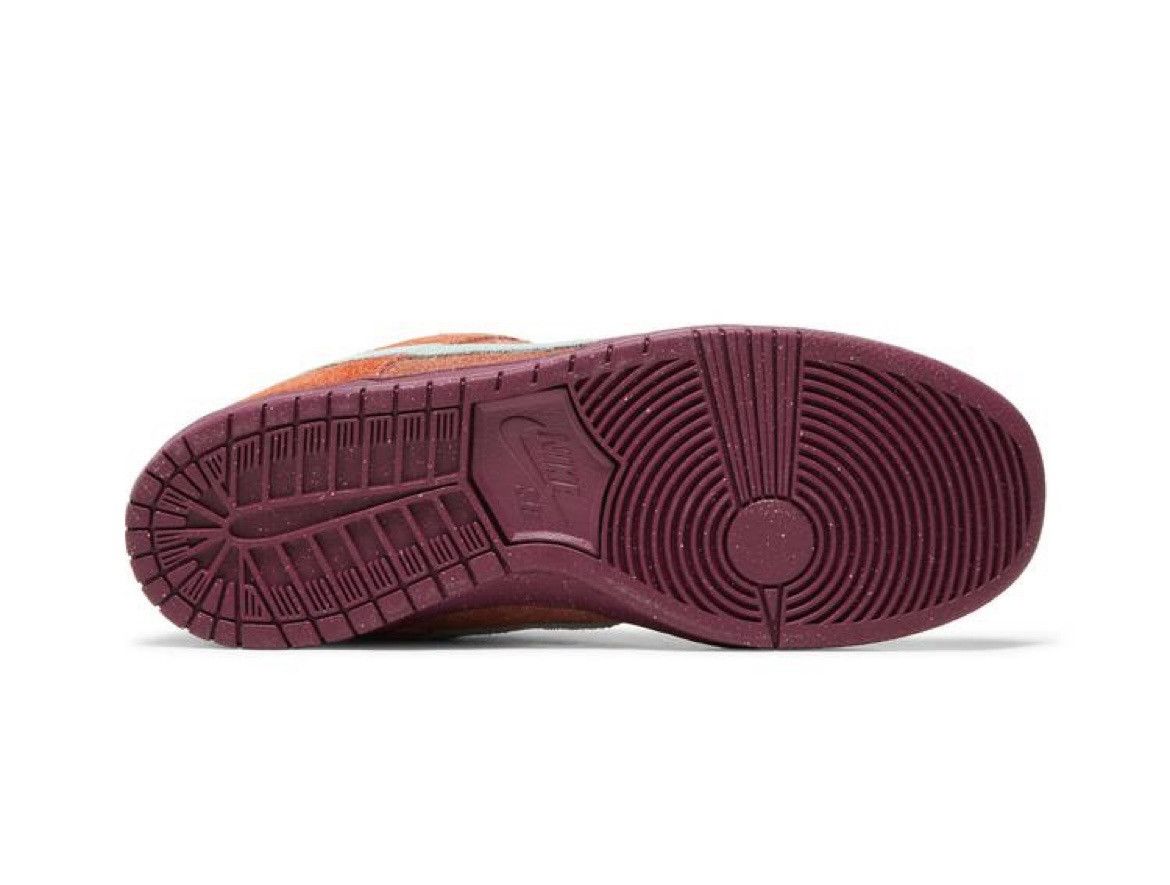 Nike Nike SB Dunk Mystic Red Size US 10 / EU 43 - 5 Thumbnail