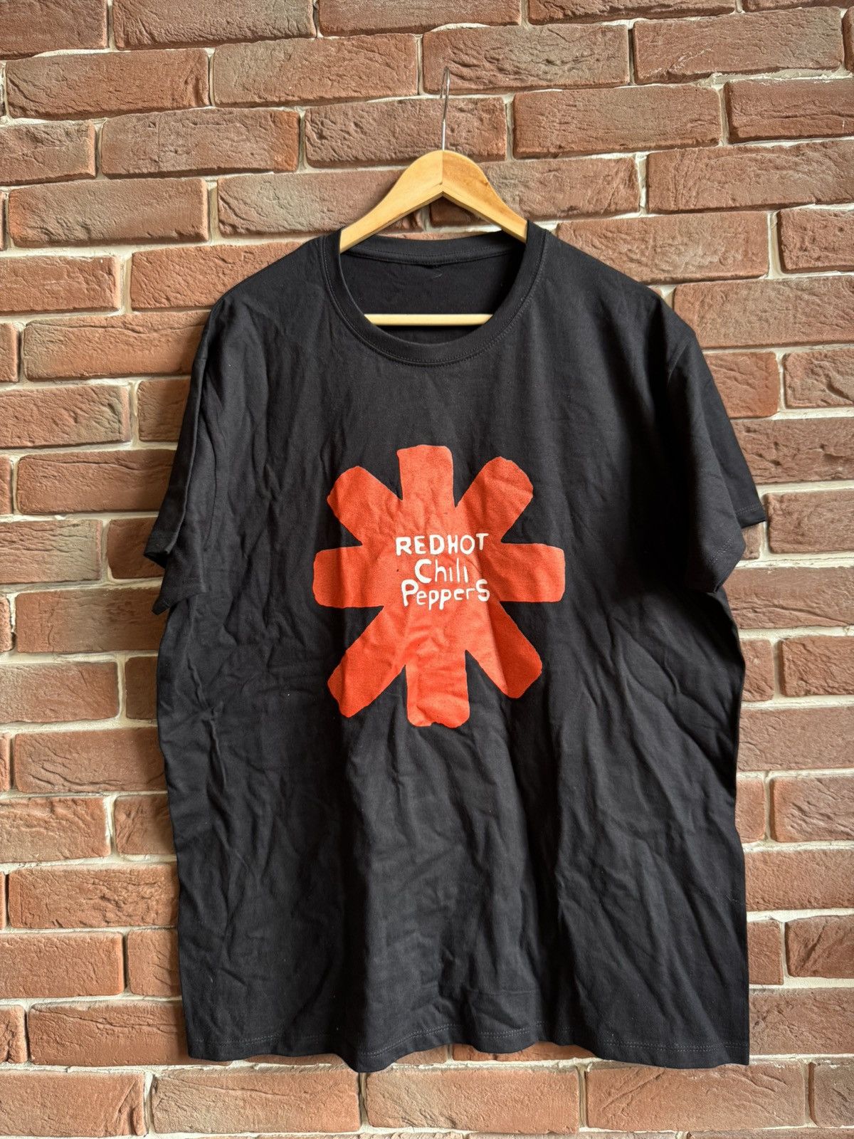 Band Tees Rare Red Hot Chilli Peppers Tour Rock Band Tour Tee Size US XL / EU 56 / 4 - 1 Thumbnail