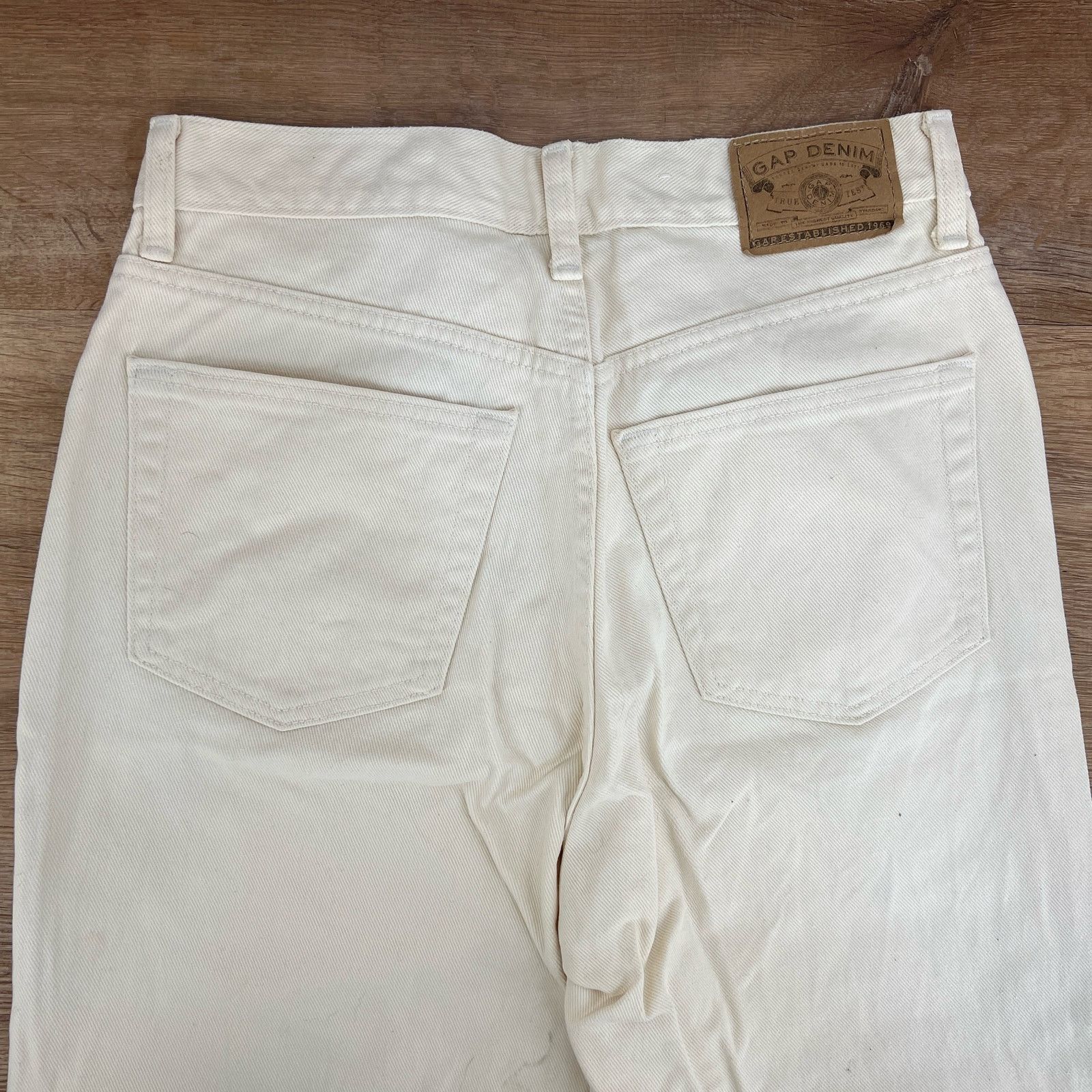 Gap × Vintage Vintage GAP Ivory Cotton Denim Jeans High Waisted Loose Fit Size 30" / US 8 / IT 44 - 10 Thumbnail