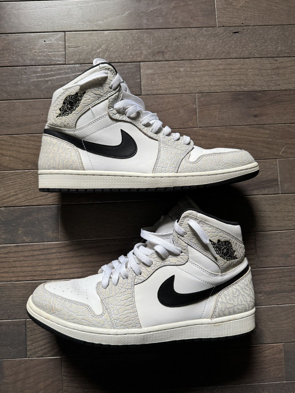 Nike Nike Air Jordan 1 Retro “White Elephants” Size US 11.5 / EU 44-45 - 1 Thumbnail