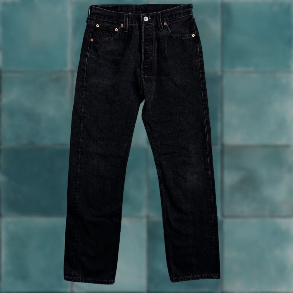 Levi's Levi's 501 Vintage Jeans Straight Leg 90s 30x32 Black Wash Mens Regular Denim Cotton Button Jean Levis 501 Series Vintage Yes 90s Theme Size US 30 / EU 46 - 1 Thumbnail