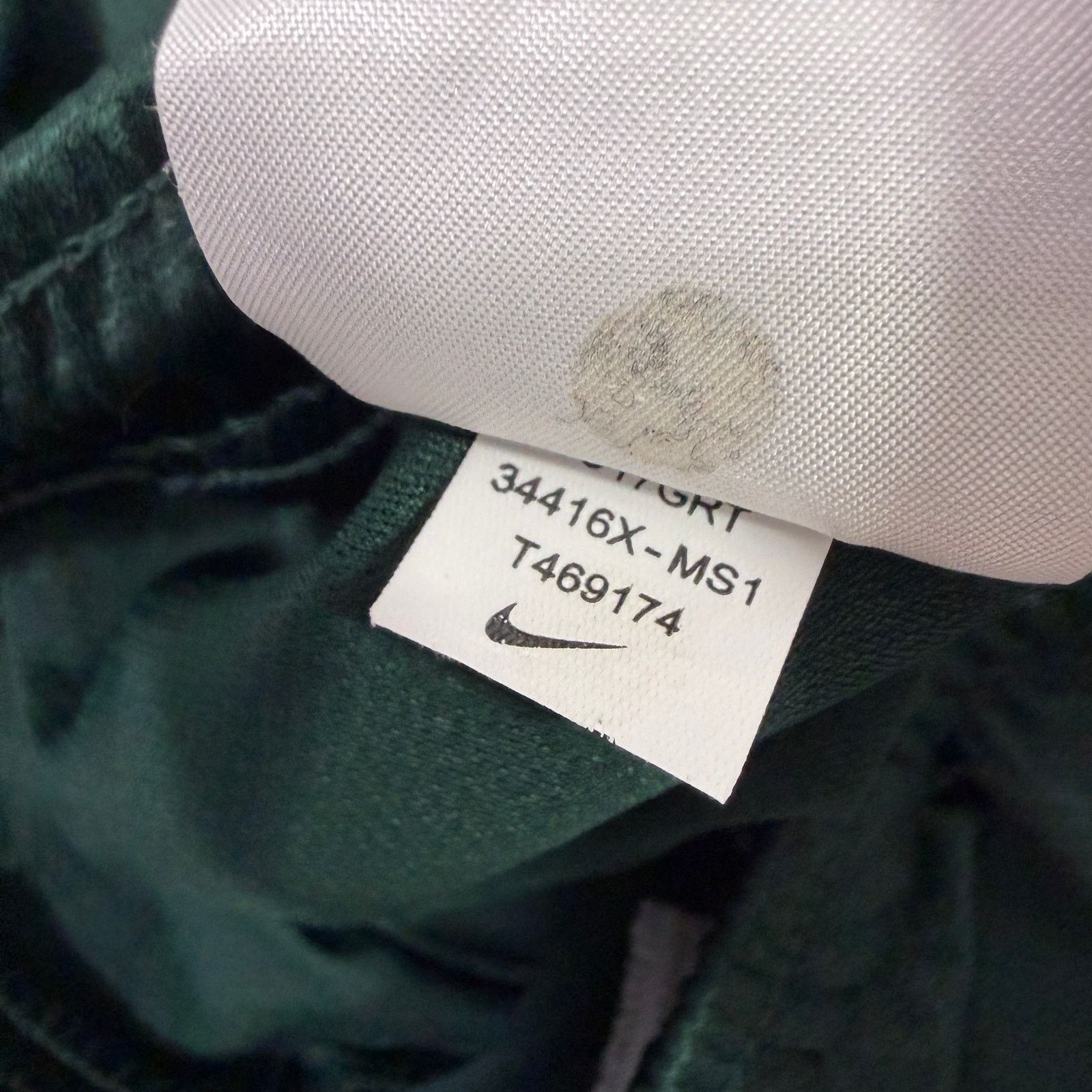 Nike Nike Michigan State Spartans Shorts Men's Large Green Size US 32 / EU 48 - 8 Thumbnail