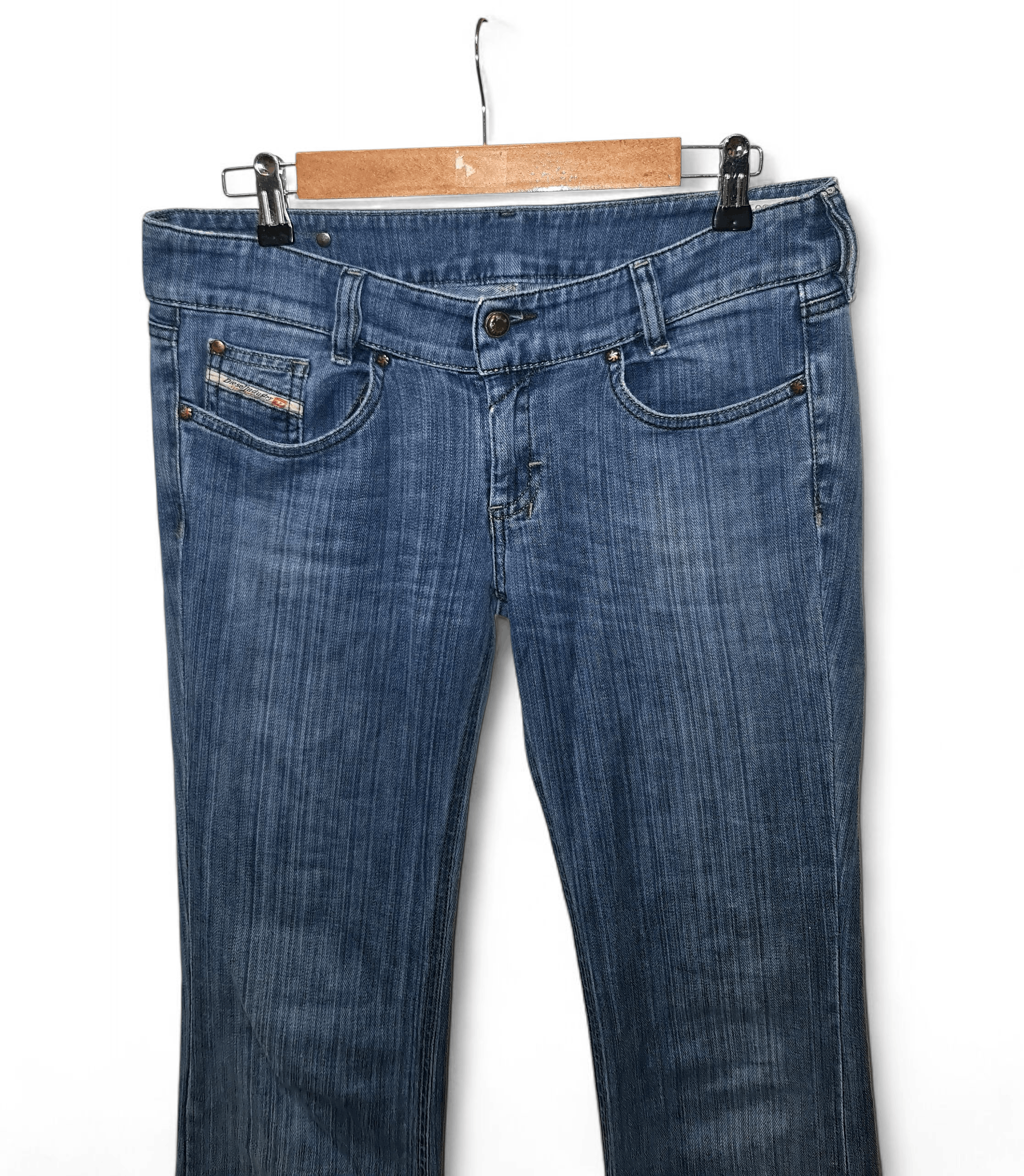 Diesel Vintage Diesel Flared Y2K Low-Rise Bootcut Washed Denim Size 30" / US 8 / IT 44 - 3 Thumbnail