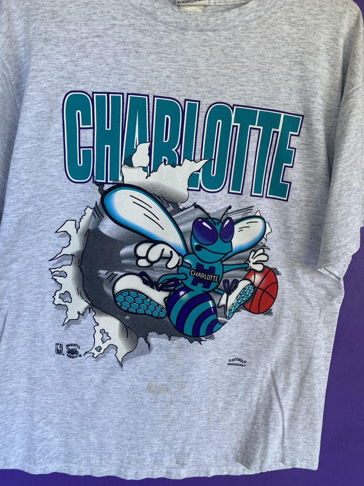 Nutmeg Vintage 90s Nutmeg Charlotte hornets breakthrough t-shirt Size US XL / EU 56 / 4 - 3 Thumbnail