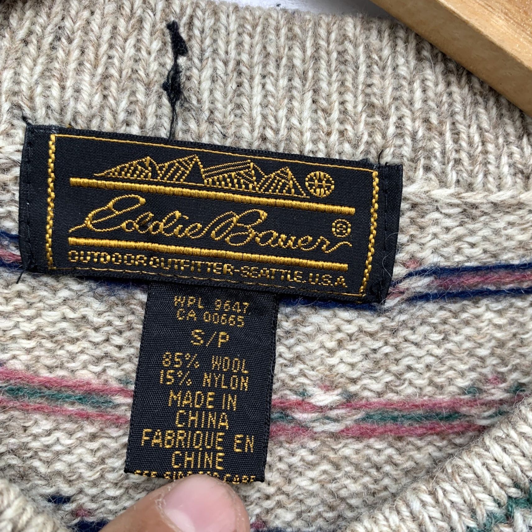 Eddie Bauer VINTAGE Eddie Bauer Cardigan Wool Blend Knit Sweater Womens Medium Beige 80s Cardigan Womens M Beige 80s Vintage Eddie Bauer Sweater Women Size M / US 6-8 / IT 42-44 - 2 Thumbnail