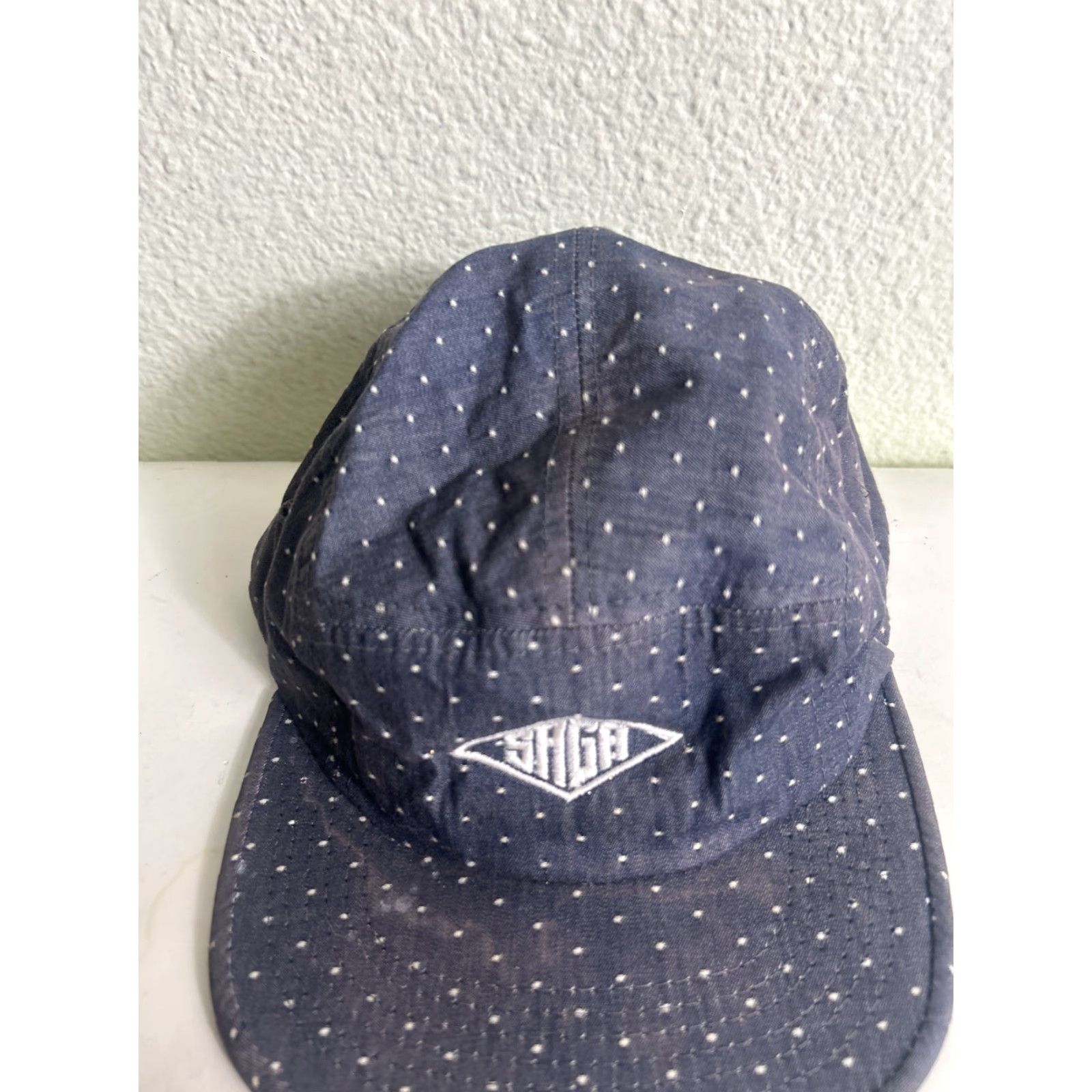 Vintage **WHITE SAGA ADJUSTABLE 5 PANEL STRAP BACK HAT GRAY COTTON MEN ONE SIZE** User: WHITE SAGA ADJUSTABLE 5 PANEL STRAP BACK HAT GRAY COTTON MEN ONE SIZE Size ONE SIZE - 6 Thumbnail
