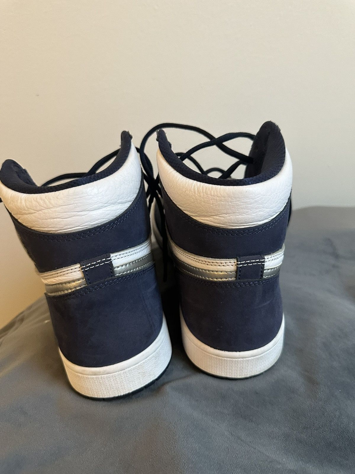 Jordan Brand Jordan 1 Retro High CO.JP Midnight Navy 2020 Size US 12 / EU 45 - 4 Thumbnail