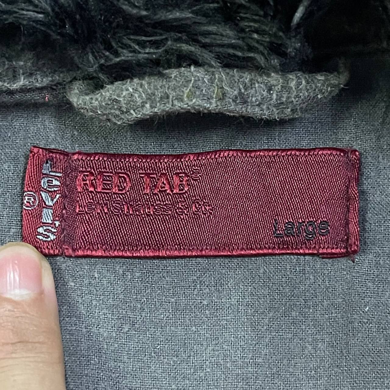 Levi's Vintage Levis Red Tab Fur Collar Jacket Size US L / EU 52-54 / 3 - 12 Thumbnail