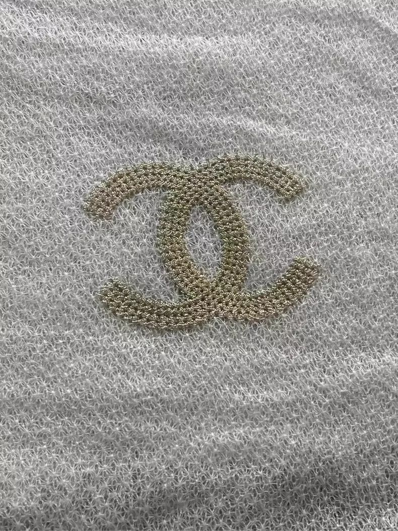 Chanel Chanel Cashmere Scarf with Gold Logo -2505 Size ONE SIZE - 2 Thumbnail
