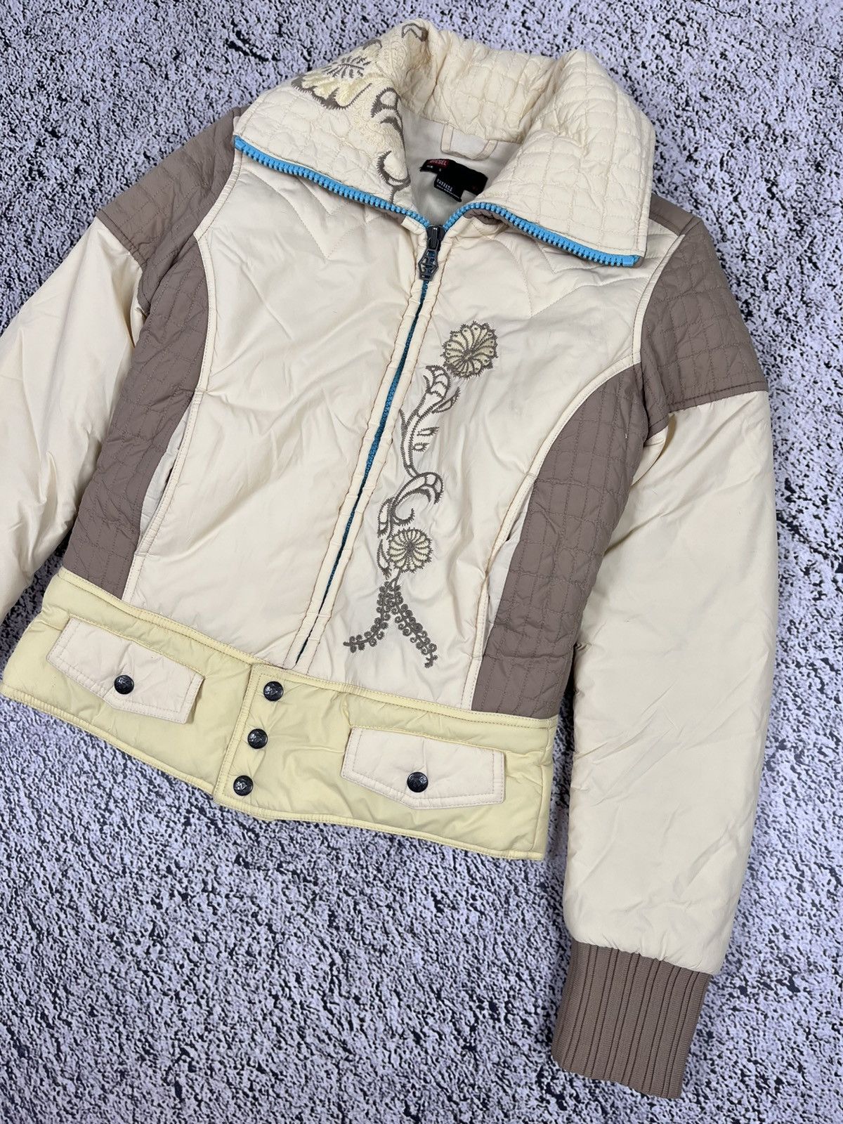 Diesel Diesel Y2K Quilted Puffer Jacket Floral Embroidery Nylon Size S / US 4 / IT 40 - 3 Thumbnail