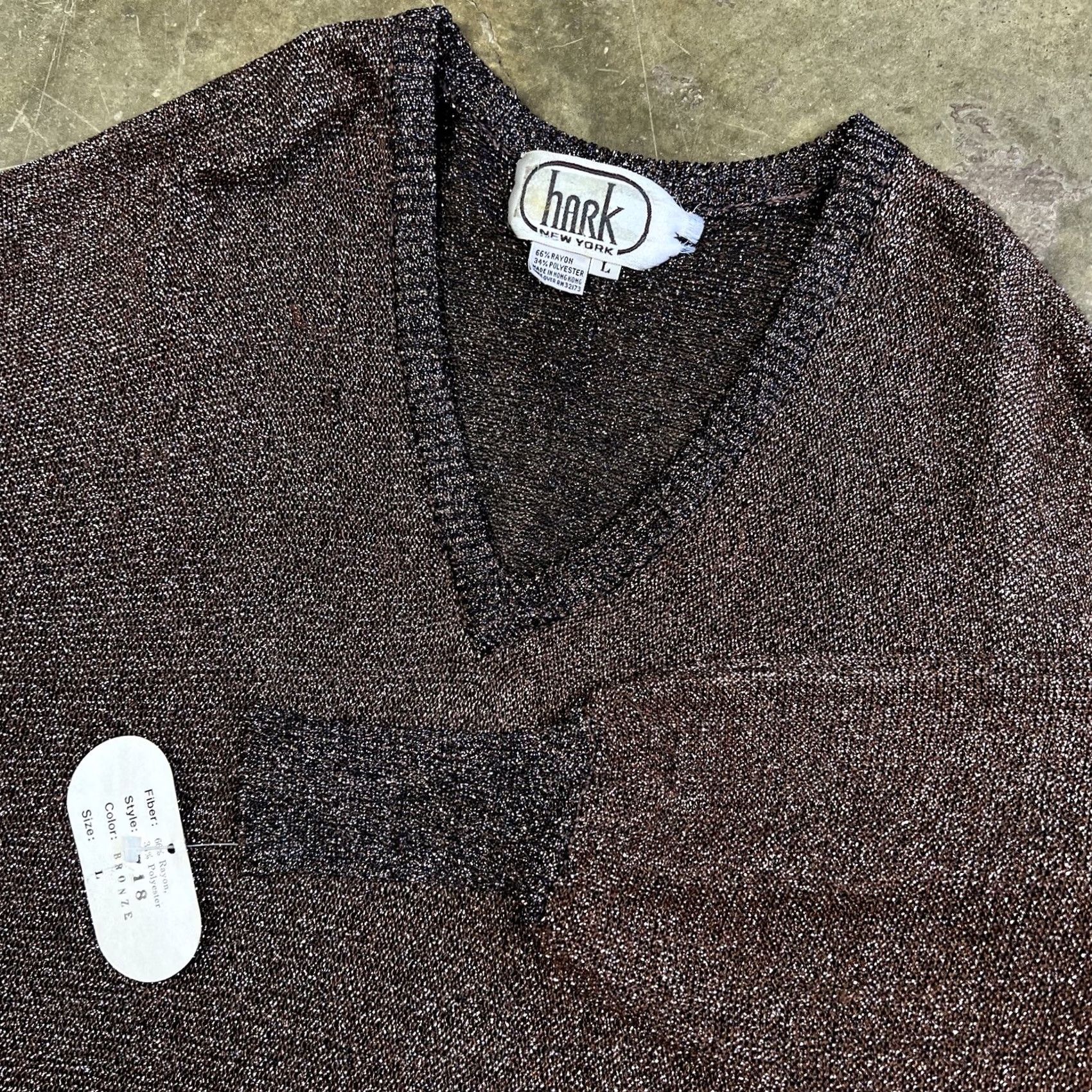 Vintage VINTAGE Hark New York Blouse Mens? Womens? Brown Metallic Sheer Knit Long Sleeve V-Neck L Size L / US 10 / IT 46 - 4 Thumbnail