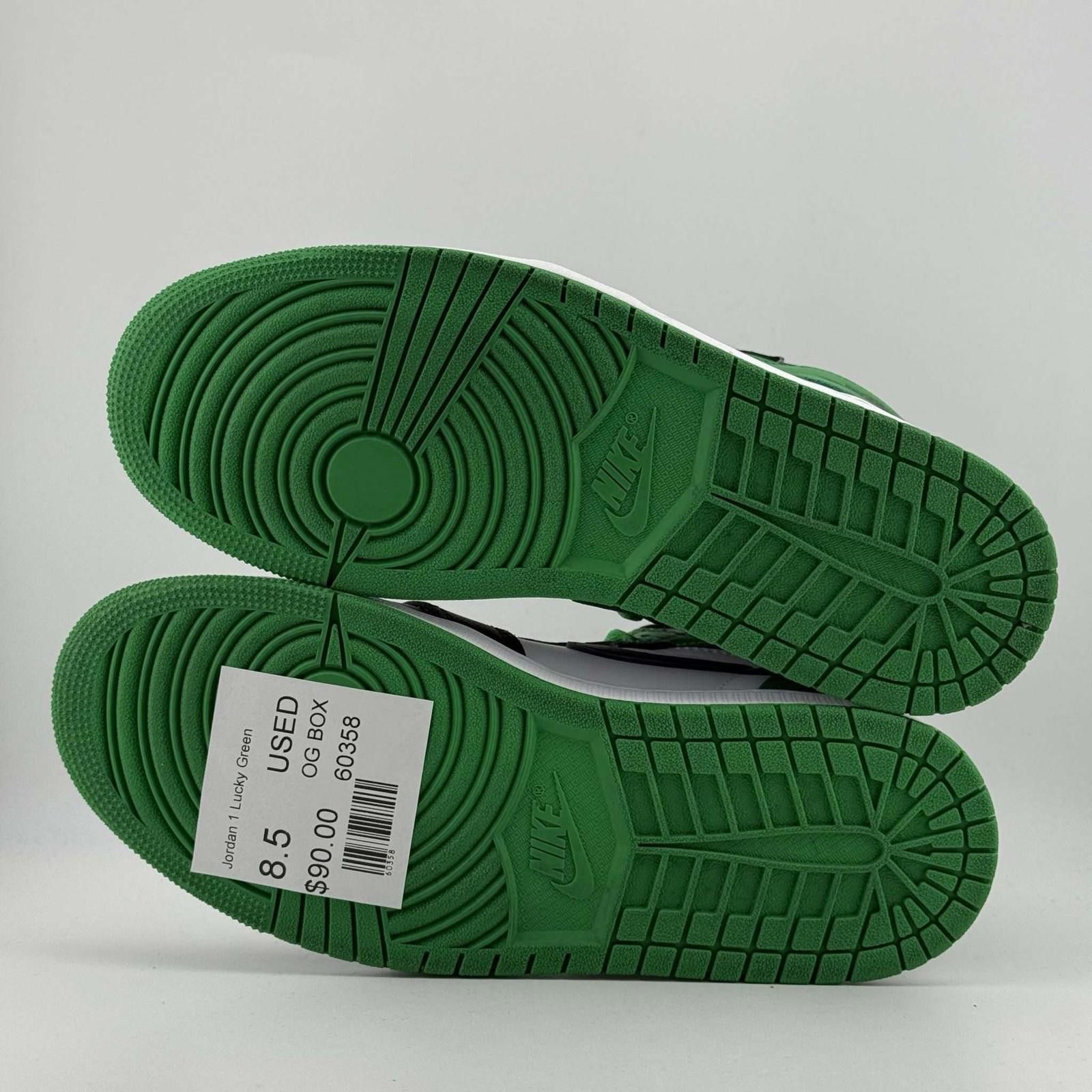 Nike Nike Air Jordan 1 Retro High Black/Green-White 8.5 Used Size US 8.5 / EU 41-42 - 6 Thumbnail