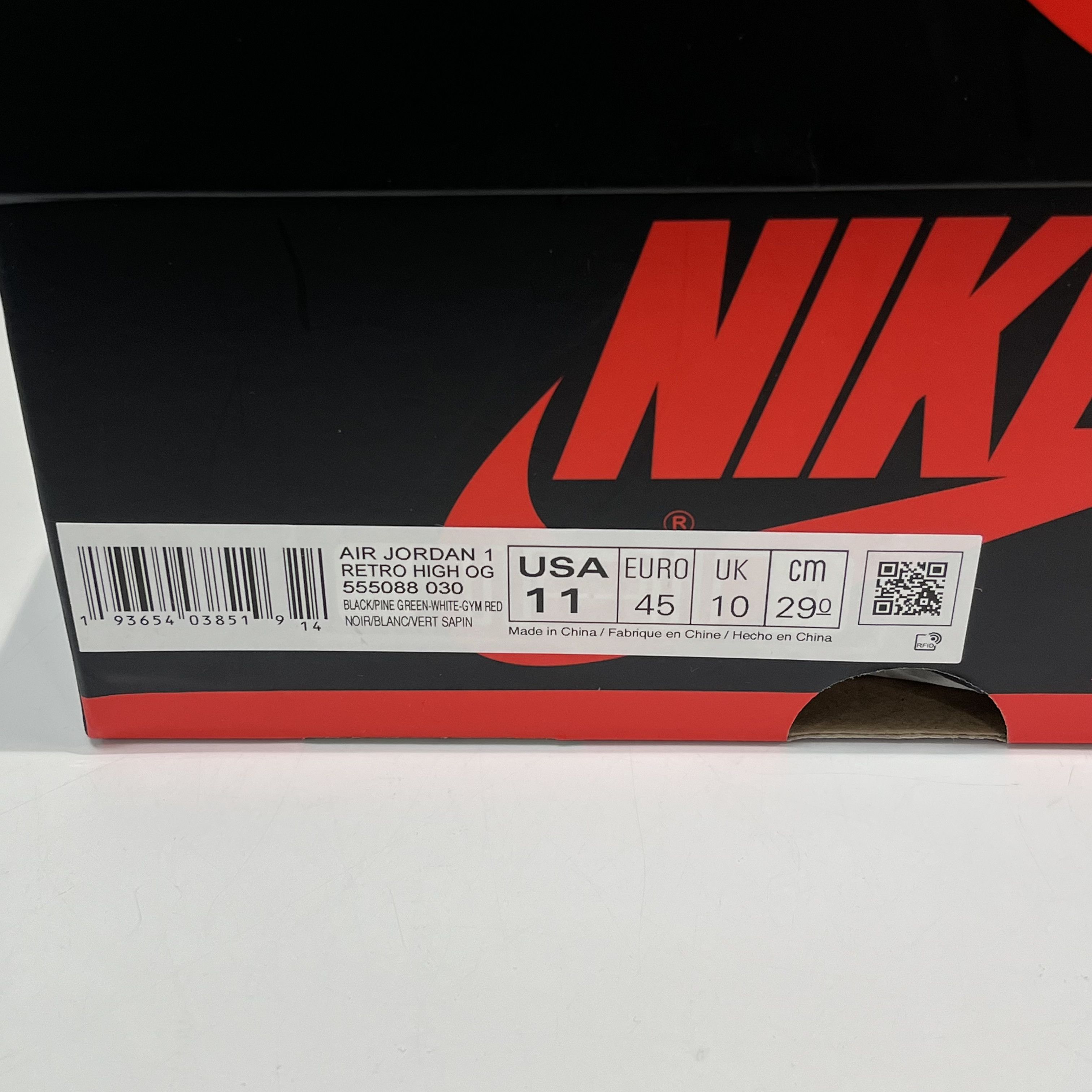 Nike Air Jordan 1 Retro High Pine Green Black Size US 11 / EU 44 - 7 Thumbnail