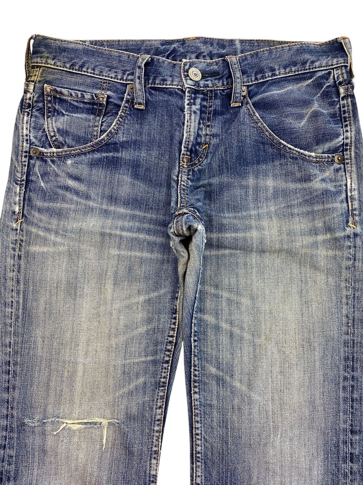 Japanese Brand Japanese Brand Blue Wash Distress Style Flare Jeans Size US 32 / EU 48 - 2 Thumbnail