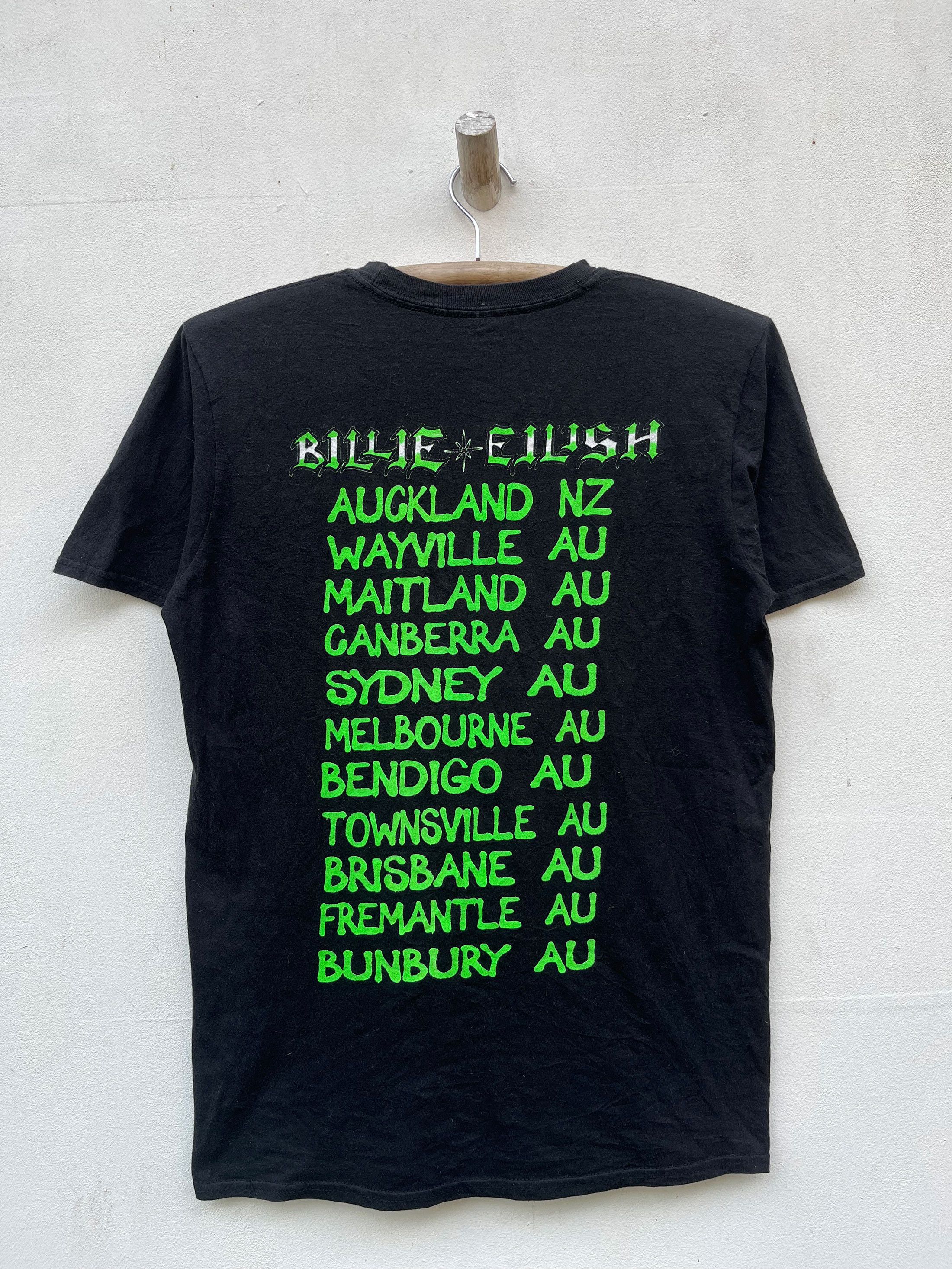 Band Tees Billie Eilish American Singer Pop Alternative Electropop Size US M / EU 48-50 / 2 - 3 Thumbnail