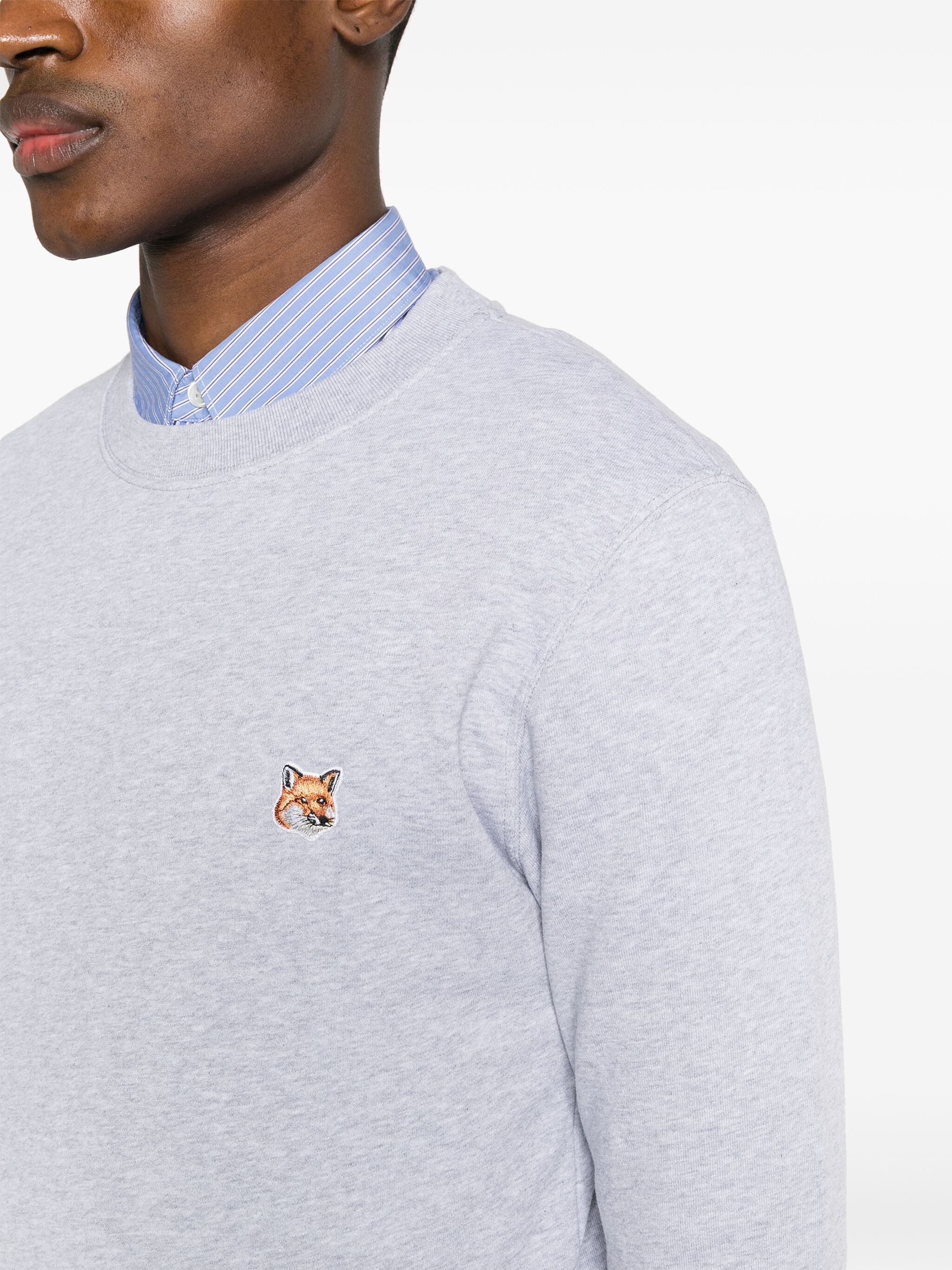 Maison Kitsune o1s22i1n1124 Fox Head Patch Sweatshirt in Grey Size US L / EU 52-54 / 3 - 5 Thumbnail