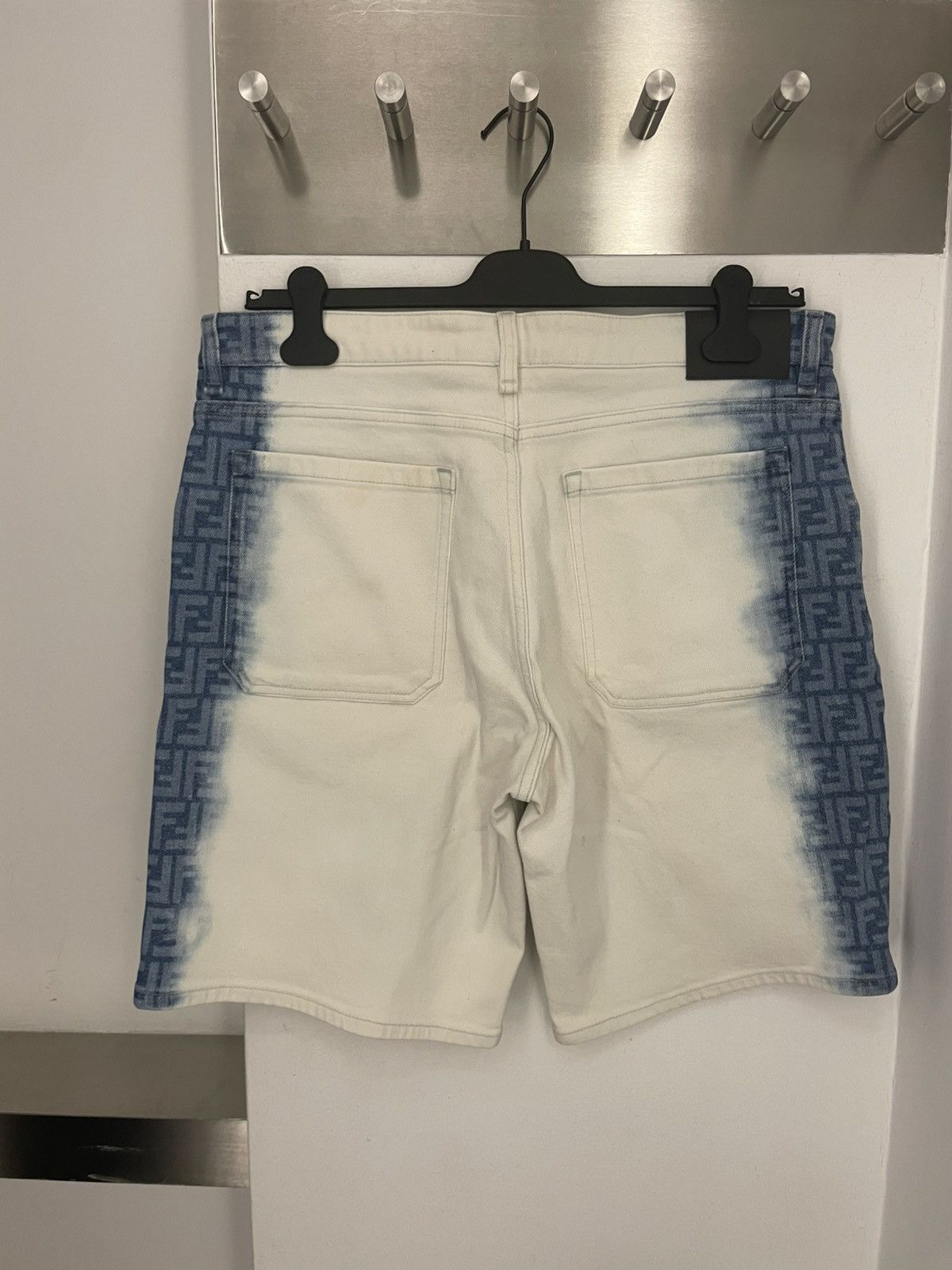 Fendi Bleach shaded denim shorts Size US 36 / EU 52 - 4 Thumbnail