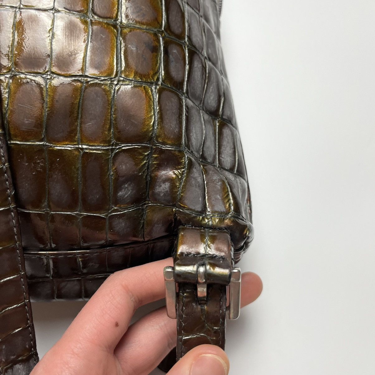 Moschino Rare Moschino Y2K Croc Embossed Mini Backpack Patent Leather Size ONE SIZE - 10 Thumbnail