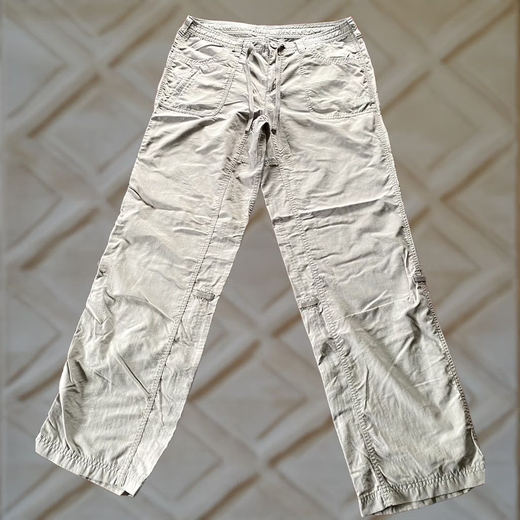 The North Face The North Face Women Pants Hiking Pants Size 12 Gray Windbreaker Size 34" / US 12 / IT 48 - 1 Thumbnail