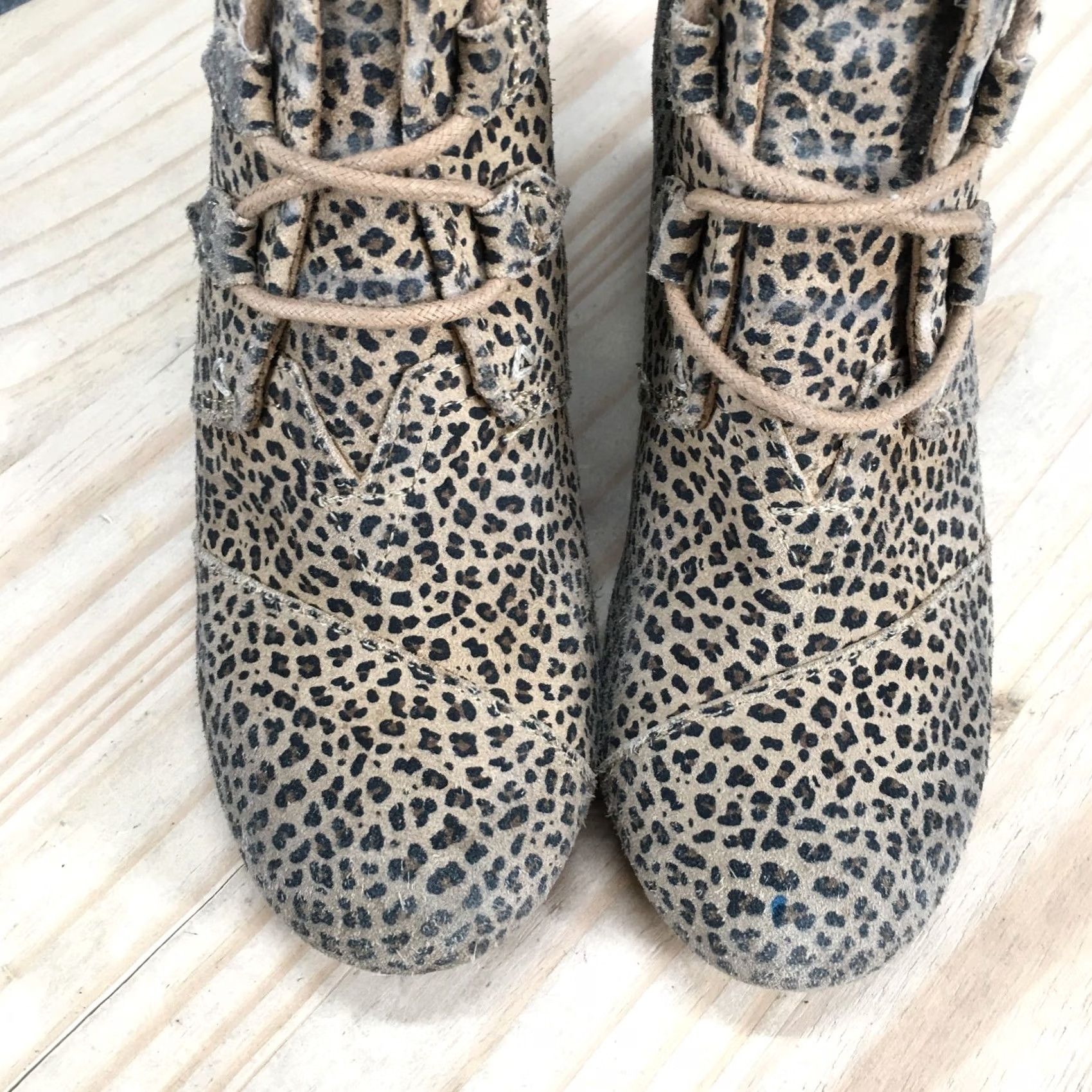 Toms Toms Kala Desert Lace Up Wedge Ankle Bootie Boots Brown Suede Womens 7 Leather Upper Suede Shaft Ankle Bootie Size US 7 / IT 37 - 7 Thumbnail