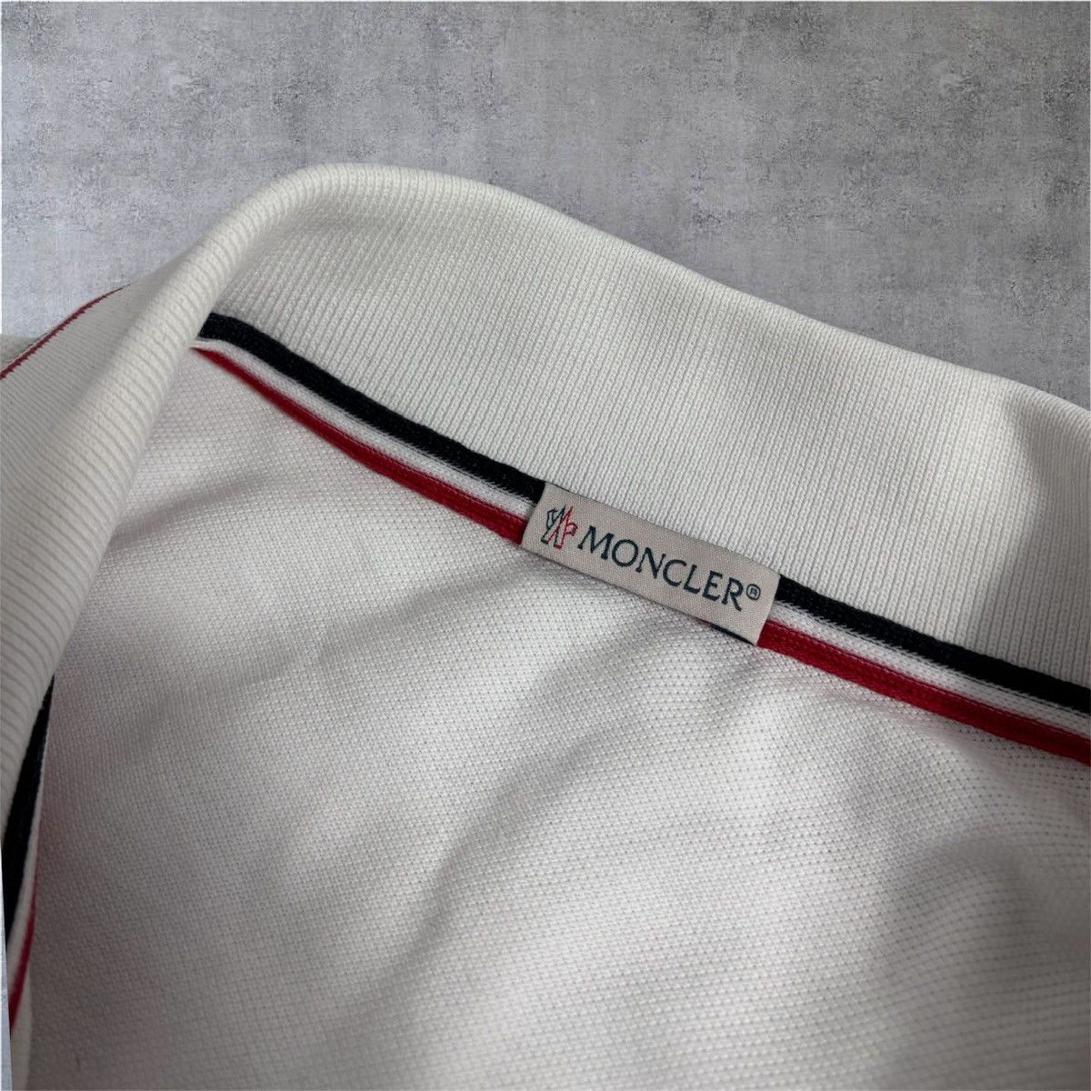 Moncler Moncler Poloshirt Size L Size US L / EU 52-54 / 3 - 4 Thumbnail