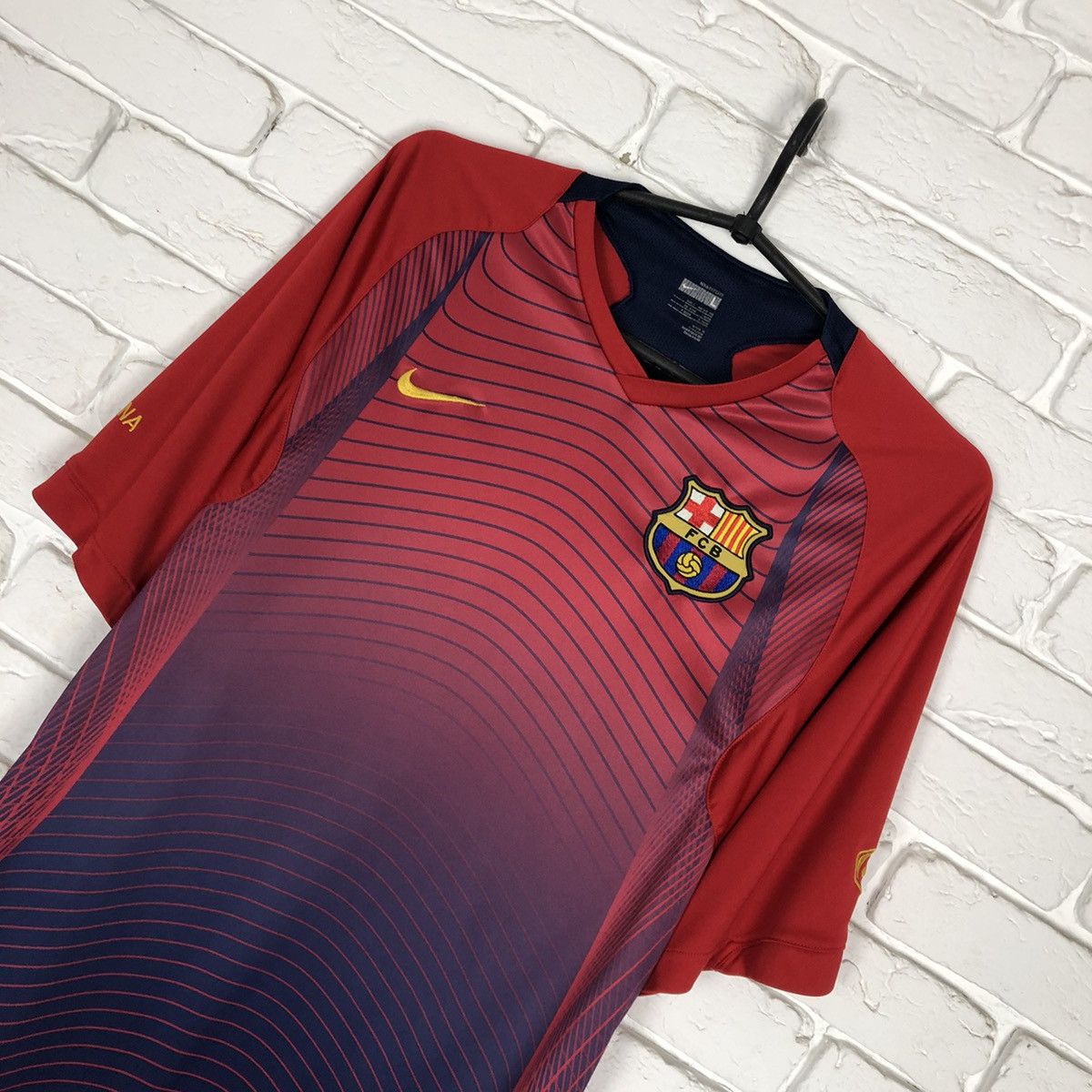 Nike FC Barcelona 2007 training nike vintage soccer jersey Size US L / EU 52-54 / 3 - 2 Thumbnail