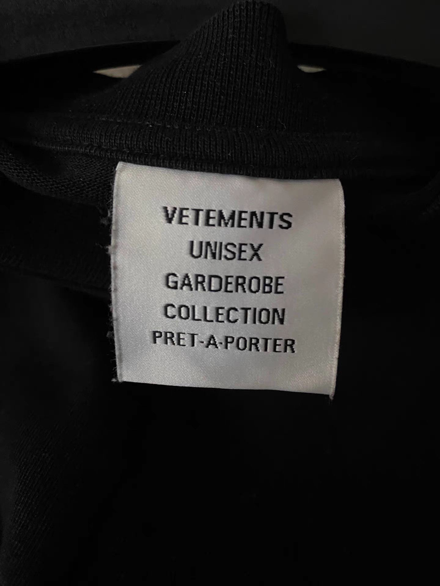 Vetements Vetements Sanskrit Embroidery Patchwork Short Sleeve Size US S / EU 44-46 / 1 - 6 Thumbnail