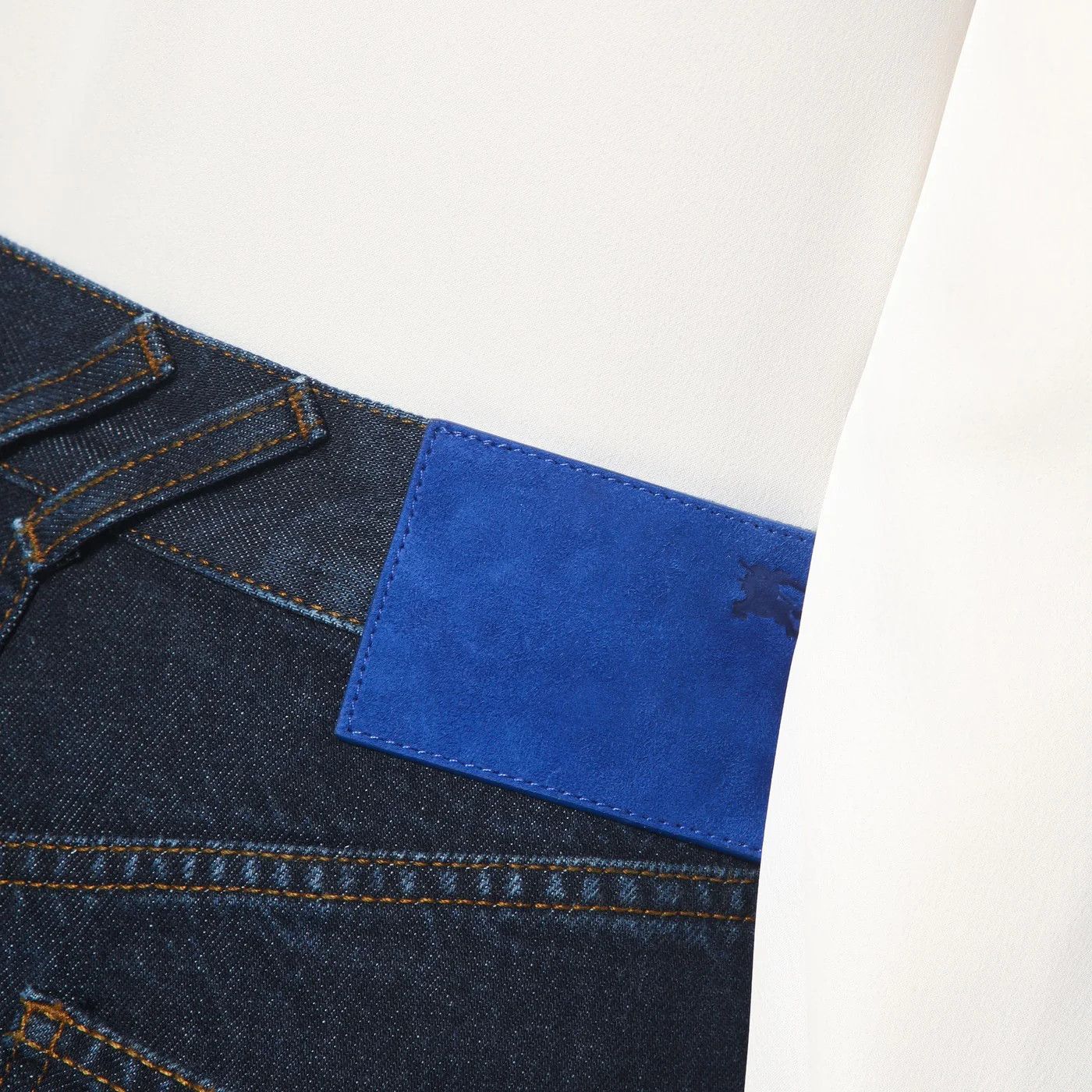 Burberry o1d2blof0426 Flared Jeans in Dark Blue Size 28" / US 6 / IT 42 - 4 Thumbnail