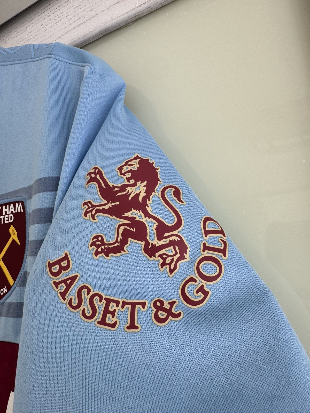 Umbro West Ham United 2019-2020 Home Soccer Jersey Football Shirt Size US L / EU 52-54 / 3 - 9 Thumbnail