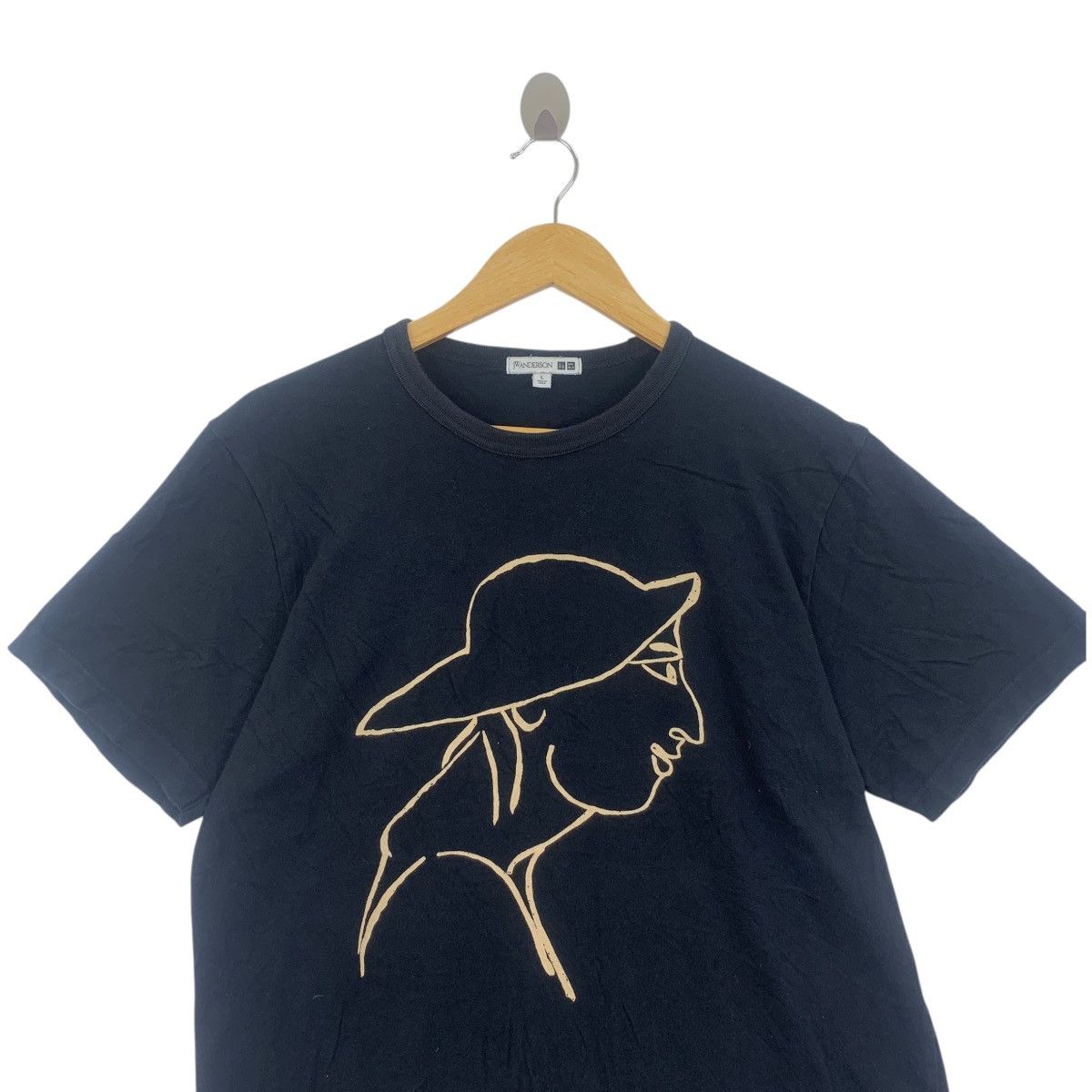 JW Anderson JW ANDERSON x UNIQLO Fisherman Painting Tee Shirt Top Size L / US 10 / IT 46 - 2 Thumbnail