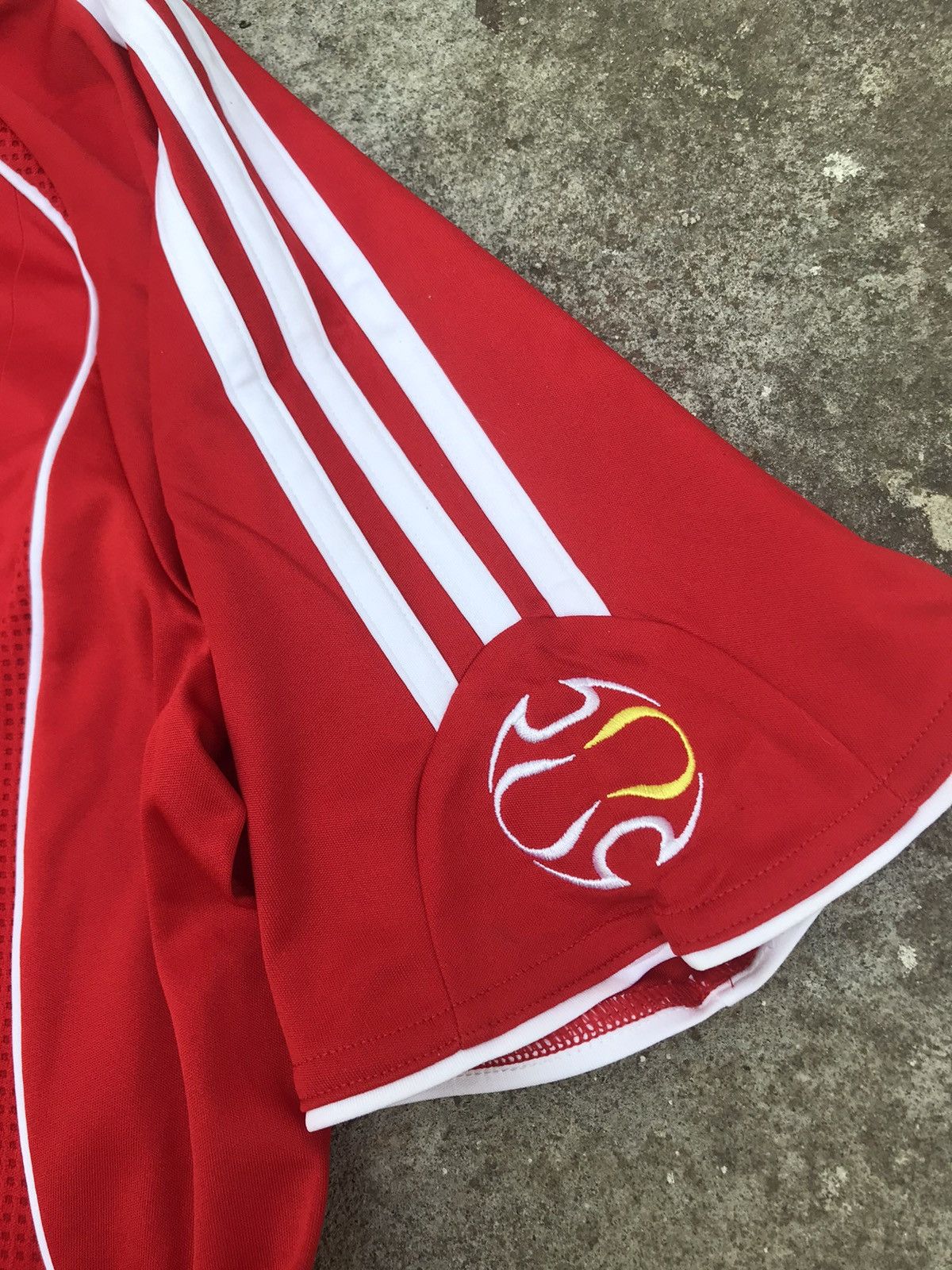 Adidas Vintage Jersey Adidas Liverpool 2006/2007 Home. Size US L / EU 52-54 / 3 - 7 Thumbnail