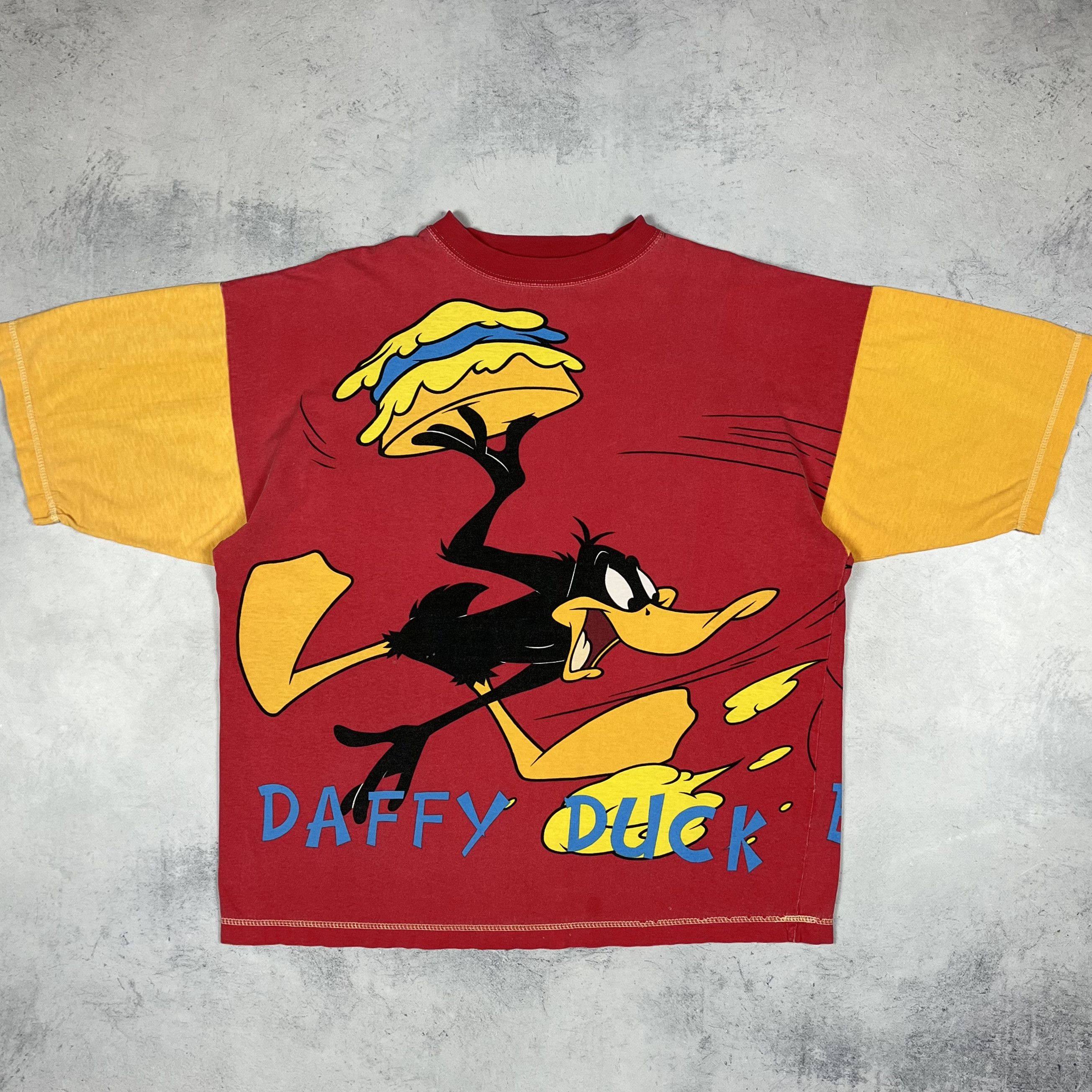 Cartoon Network Vintage Warner Bros Elmer Fudd Duffy Duck AOP T Shirt 1996 Size US S / EU 44-46 / 1 - 2 Thumbnail