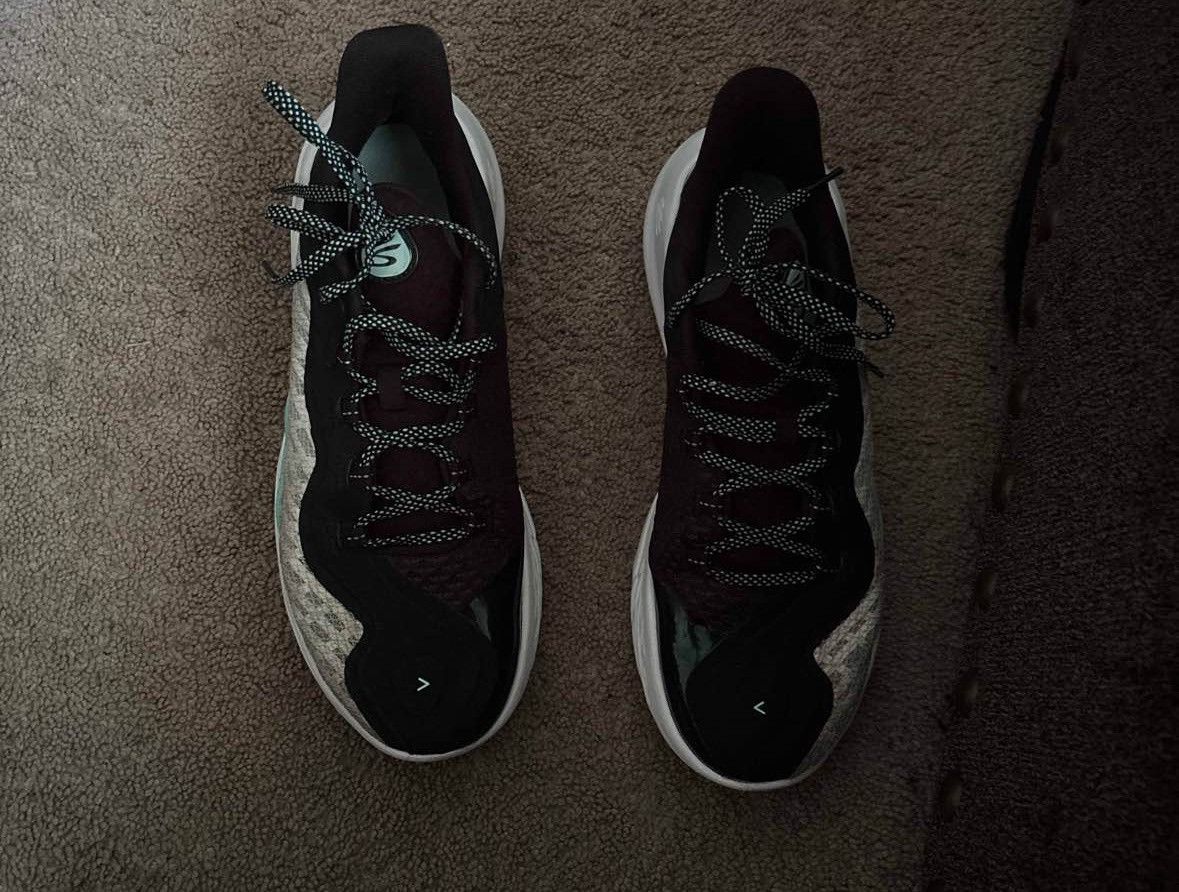 Under Armour Curry 11 Size US 11.5 / EU 44-45 - 3 Thumbnail