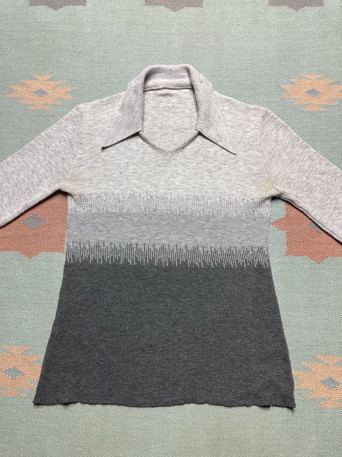 Vintage 70s knit sweater dagger collar open neck abstract women’s L? Size L / US 10 / IT 46 - 2 Thumbnail