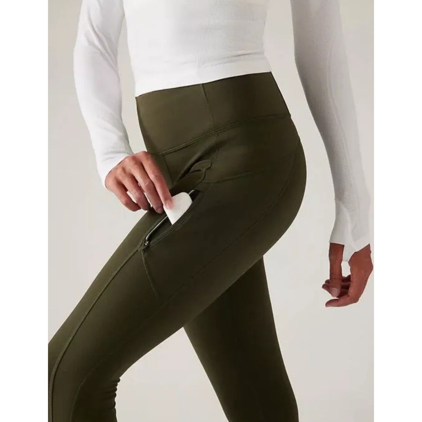 Athleta Athleta Rainier Tight Aspen Olive Green Pant Medium Ret $119 Size 28" / US 6 / IT 42 - 1 Thumbnail