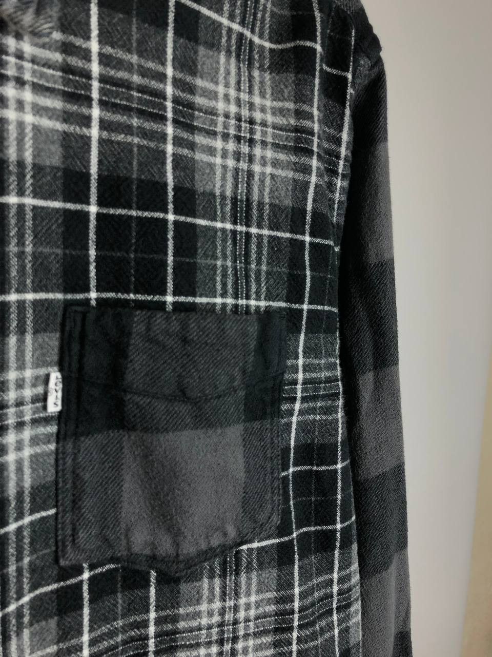 Levi's Levi's Check Shirt Flannel size L Size US L / EU 52-54 / 3 - 4 Thumbnail