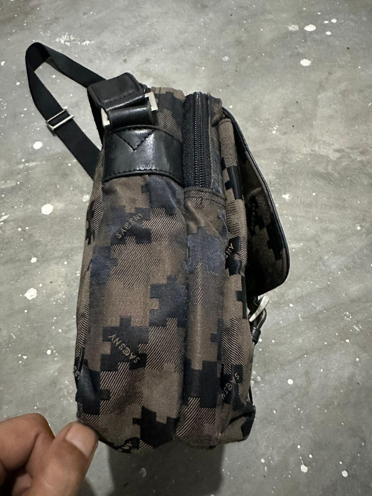 Yohji Yamamoto Ysaccs by Yohji Yamamoto Lots Pocket Crossbody/Sling bag Size ONE SIZE - 5 Thumbnail