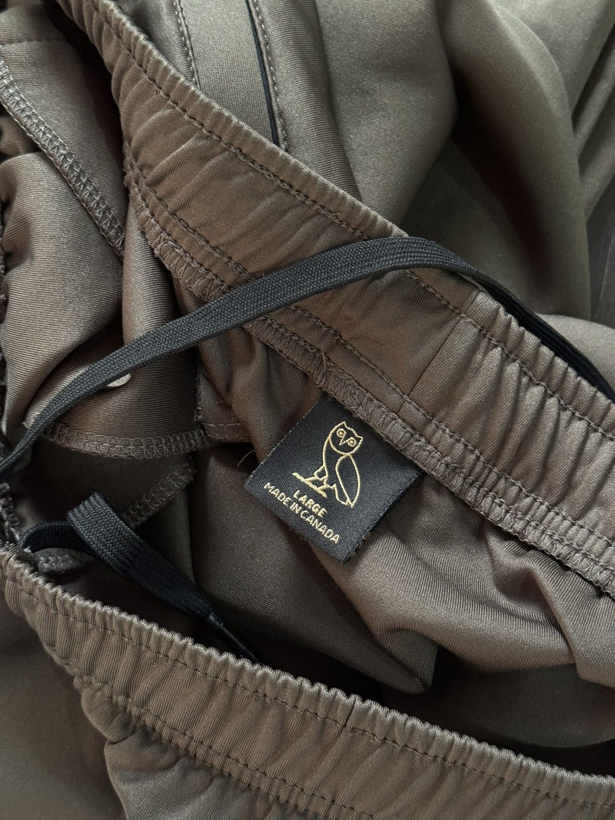 October's Very Own Olive OVO Tracksuit Size US L / EU 52-54 / 3 - 5 Thumbnail