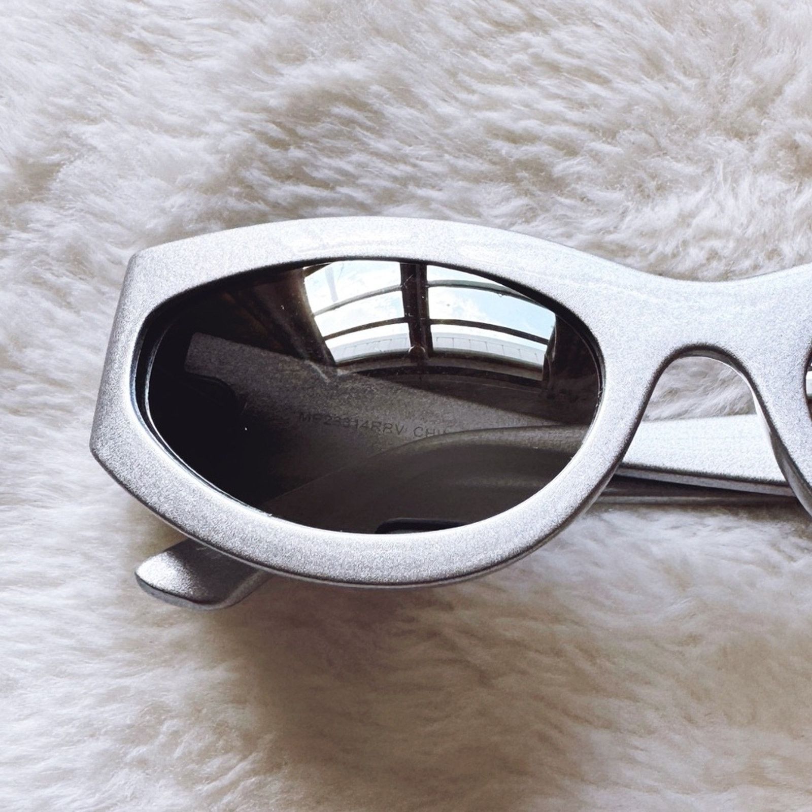 Other Francis Mirrored Silver Cat-Eye Sunglasses Size ONE SIZE - 3 Thumbnail