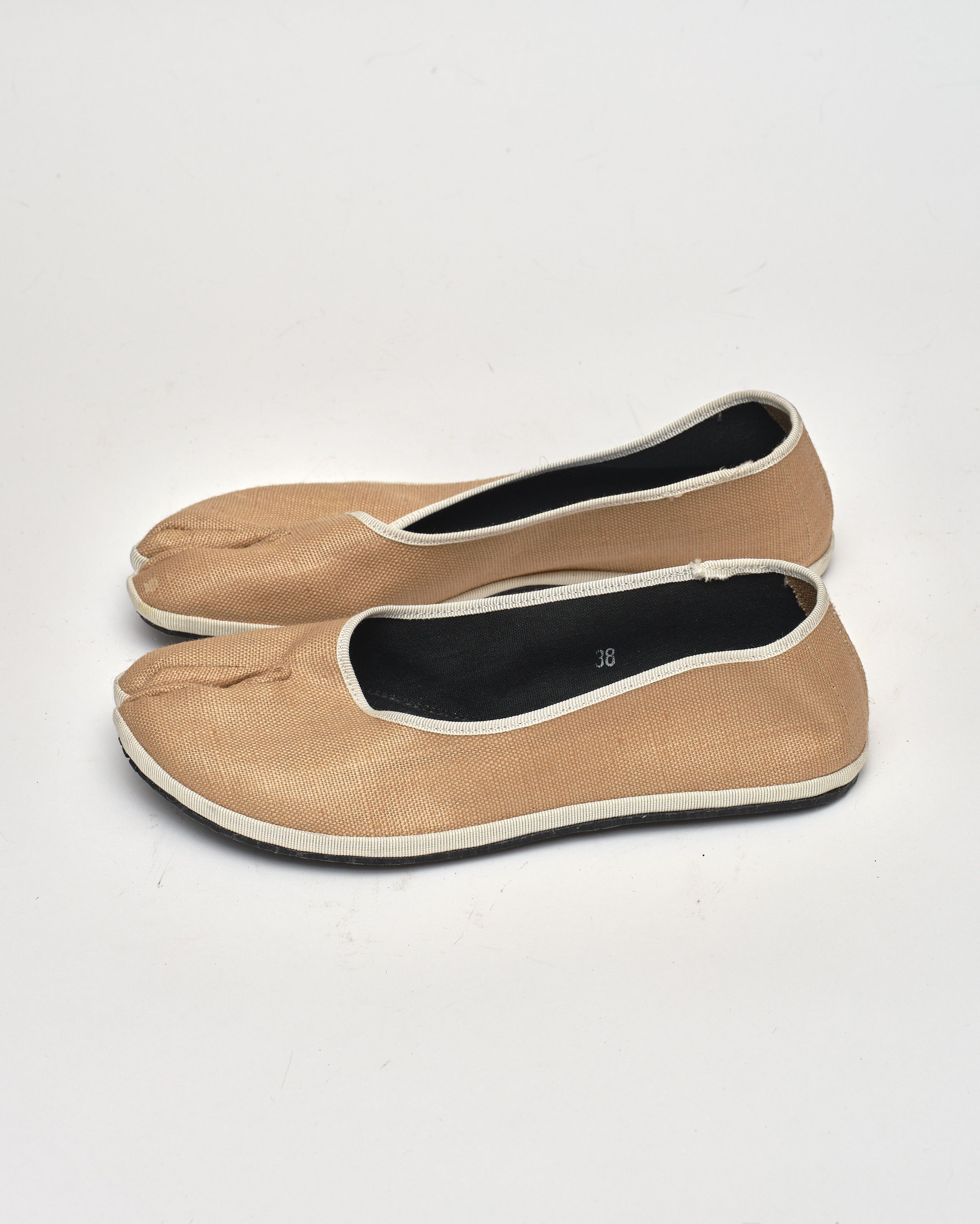 Other Drogheria Crivellini Fu-Tabi Classic Beige Rafia Size US 7.5 / IT 37.5 - 2 Thumbnail