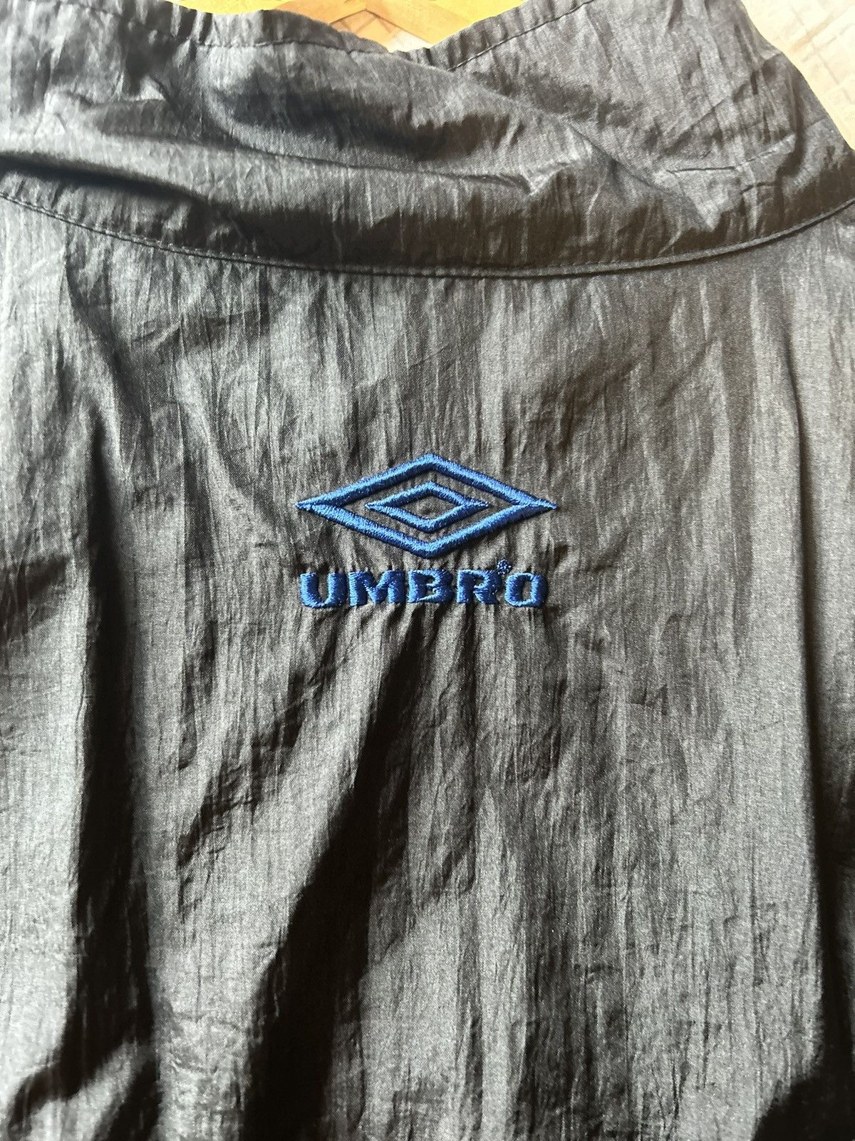 Umbro Vintage Umbro Light Jacket Size US L / EU 52-54 / 3 - 4 Thumbnail