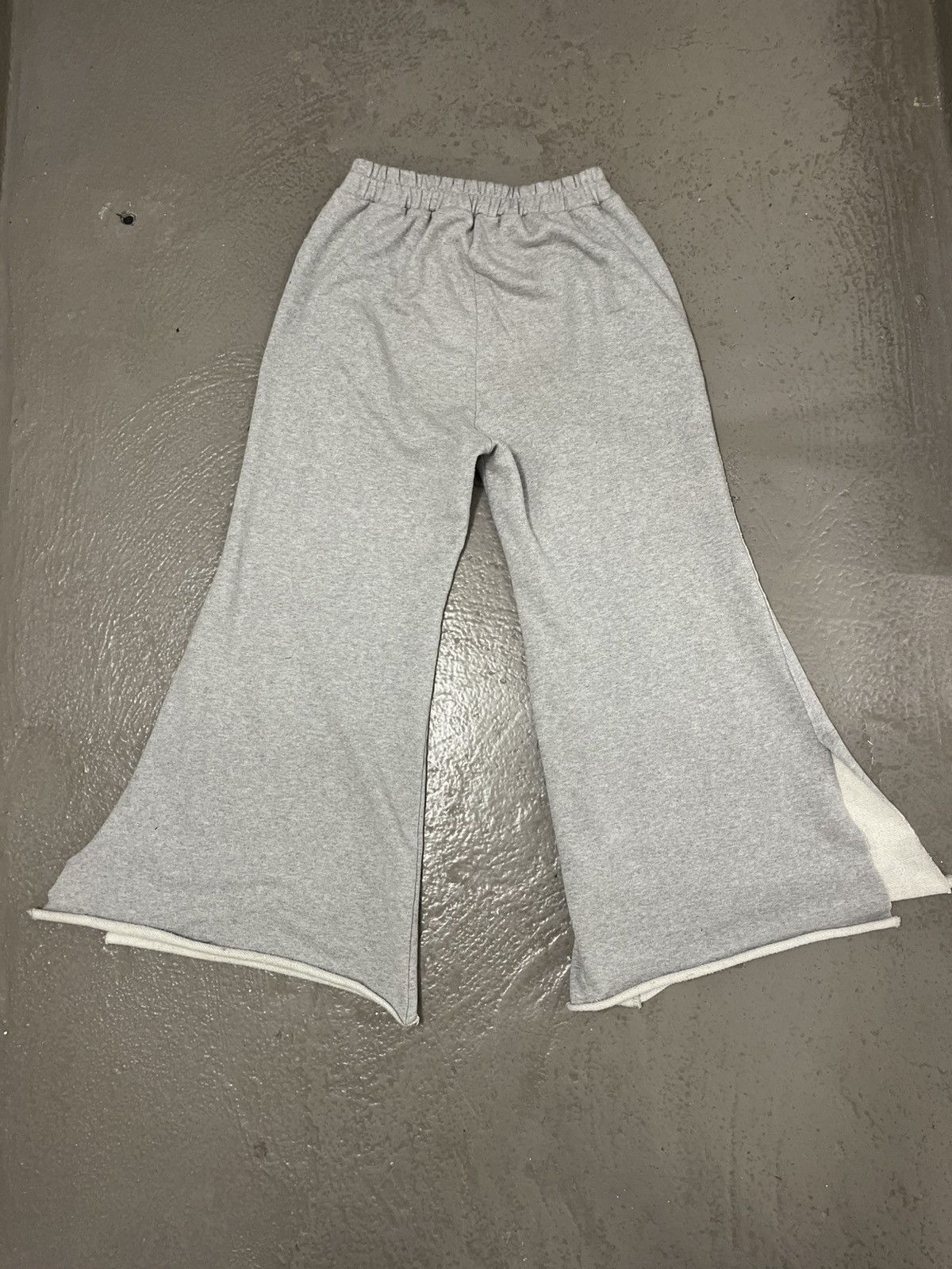 Japanese Brand FLARED SWEATPANTS Size 26" / US 2 / IT 38 - 2 Thumbnail