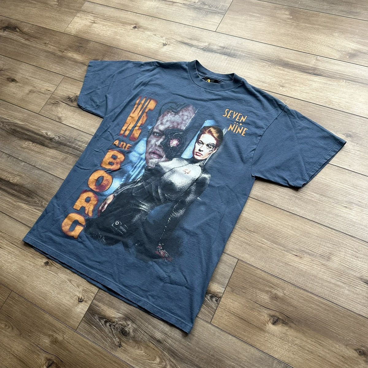 Other Vintage 1997 Star Trek “We Are Borg” Seven of Nine Tee Size US XL / EU 56 / 4 - 3 Thumbnail
