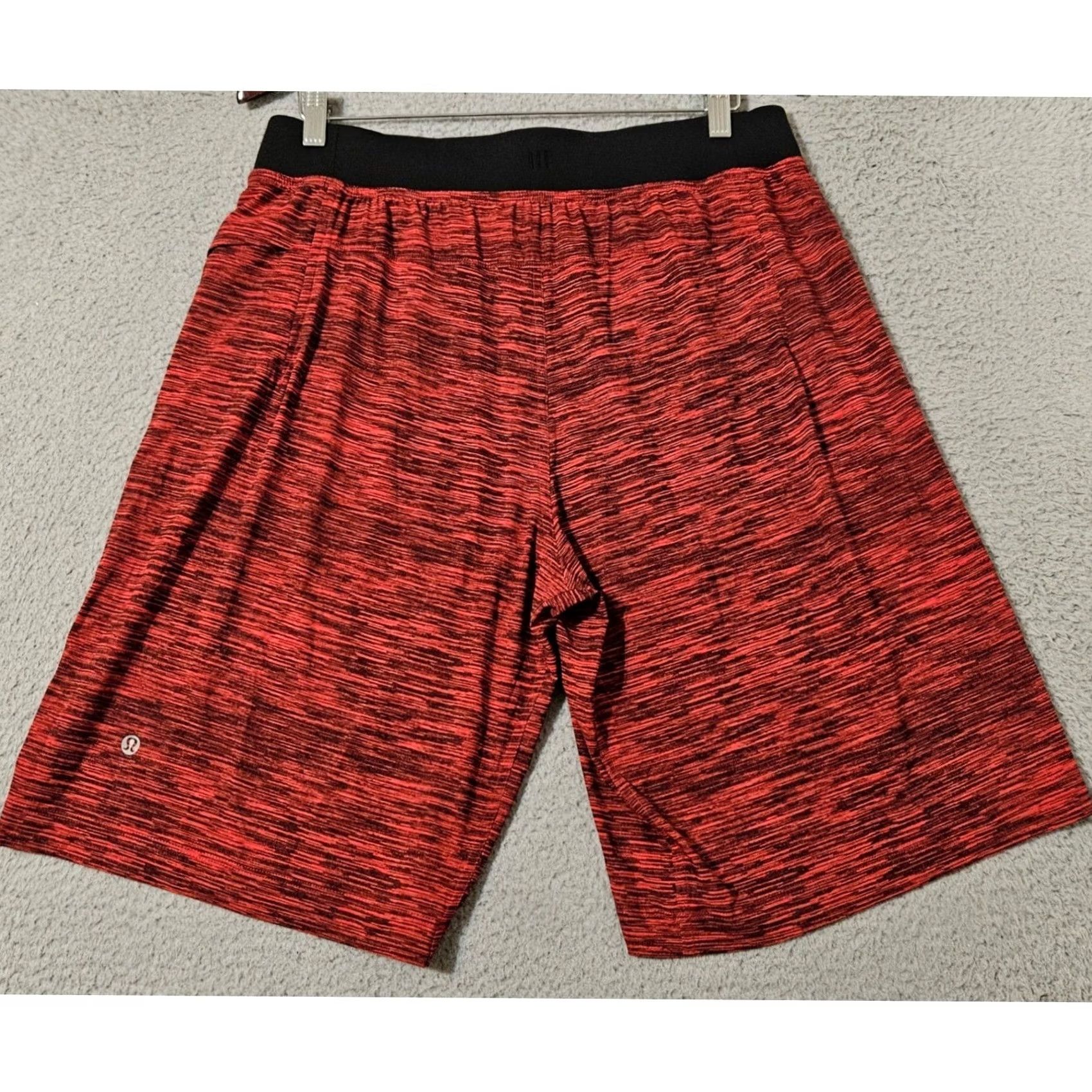 Lululemon Lululemon Core Short Mens Large Black Red Heathered Unlined 11" Hidden Pocket Size US 33 - 2 Thumbnail