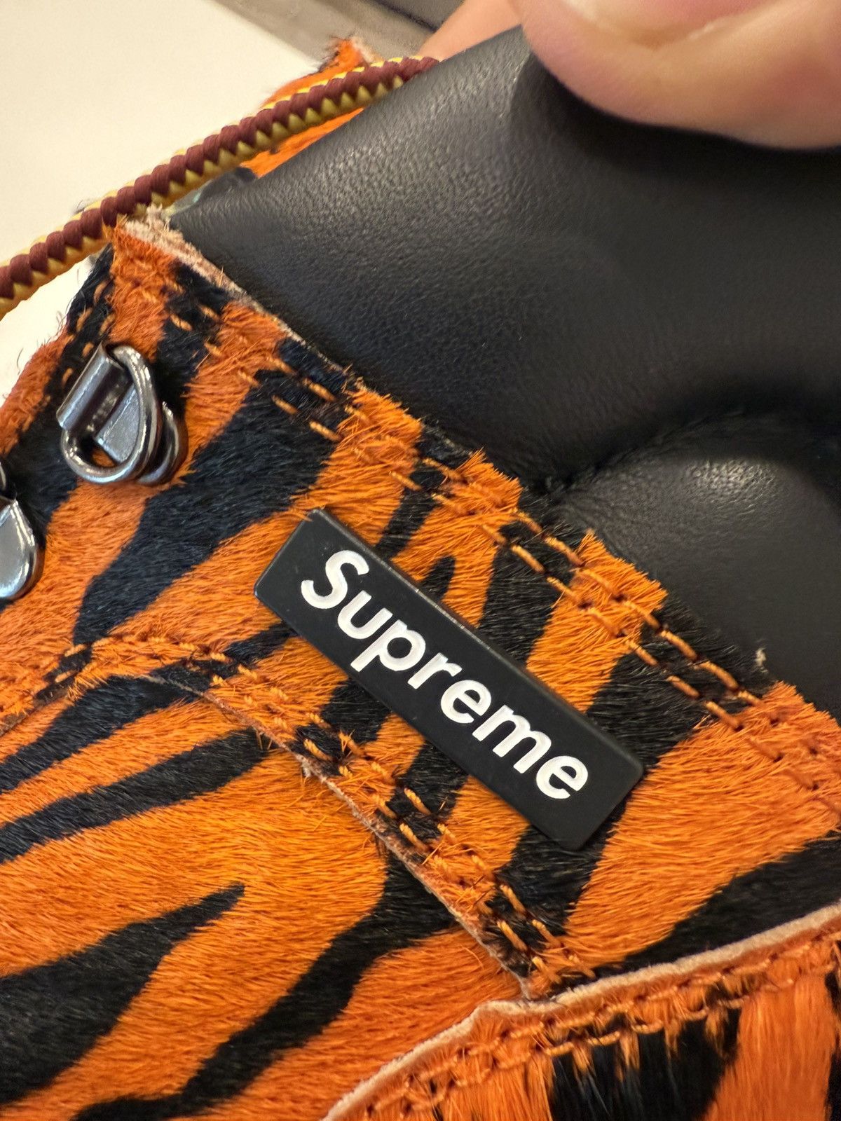 Supreme × Timberland Supreme Timberland Tiger Size US 9 / EU 42 - 9 Thumbnail