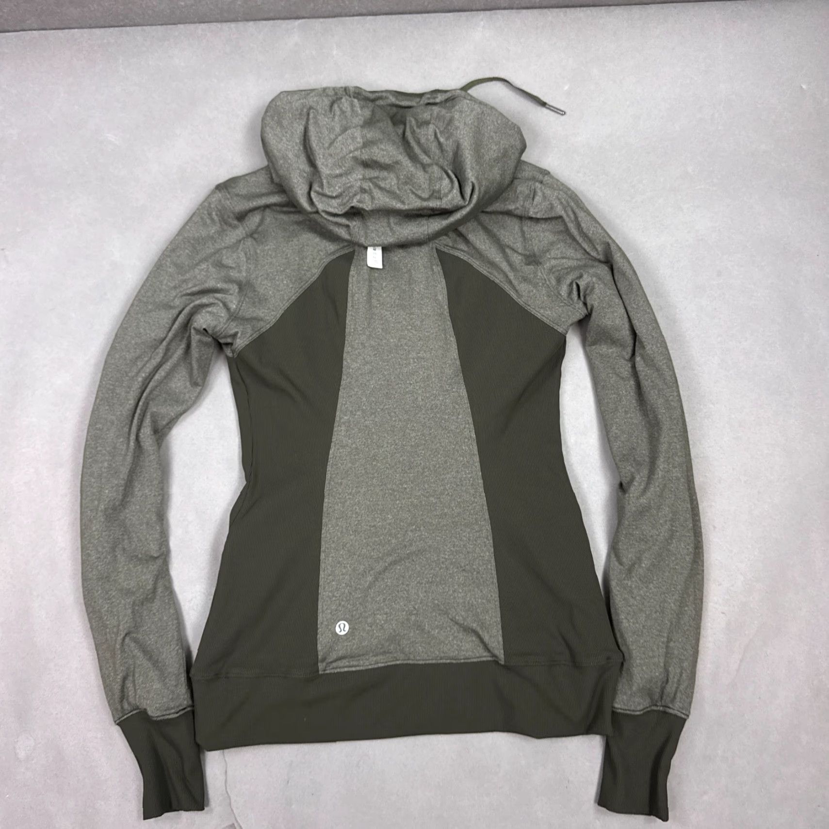 Lululemon Lululemon Jacket Womens 9 Green Dance Studio Reversible Hoodie Train Running Gym Shirt Size S / US 4 / IT 40 - 4 Thumbnail